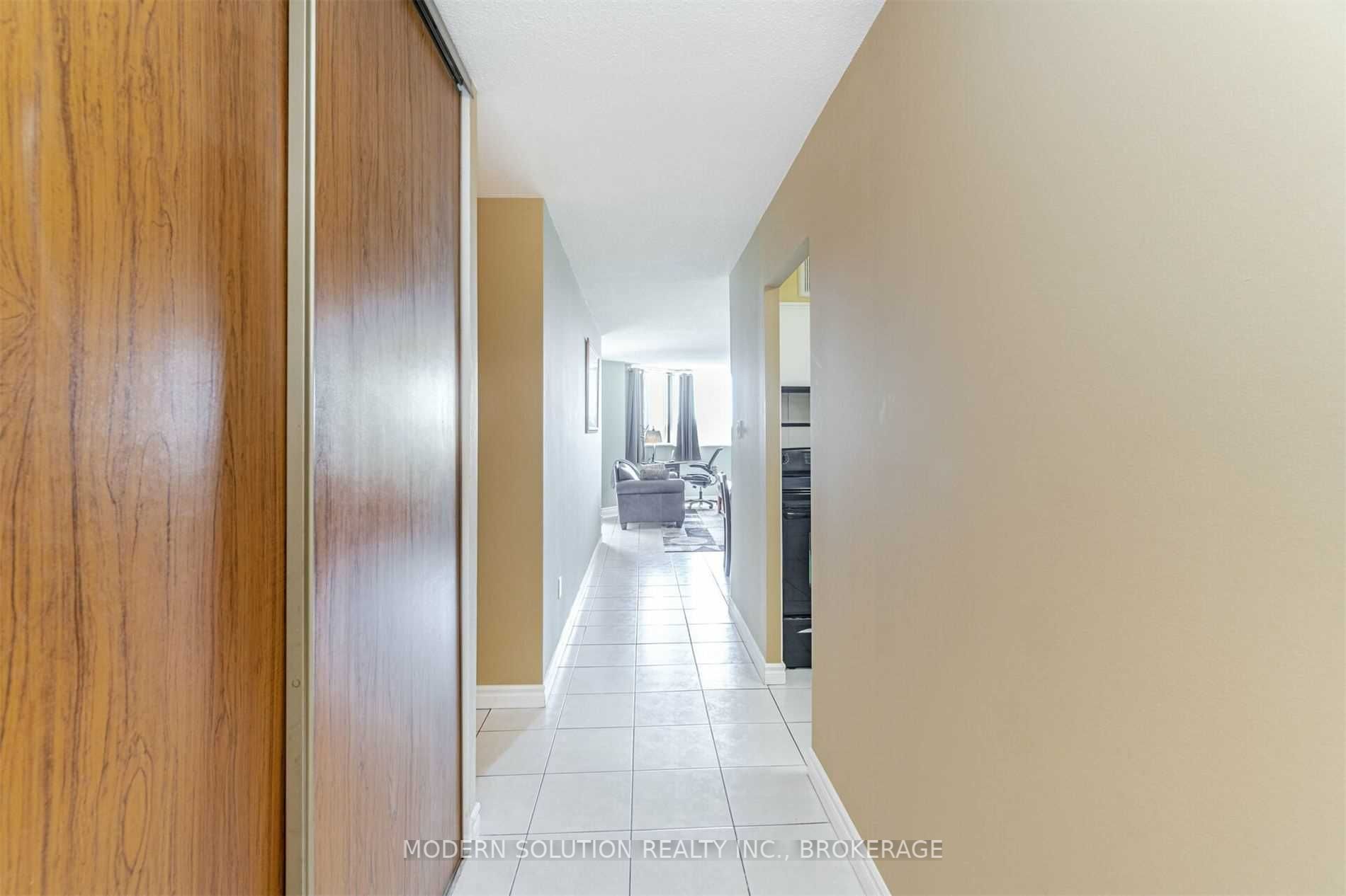 Listing W6045093 - Large Photo # 8