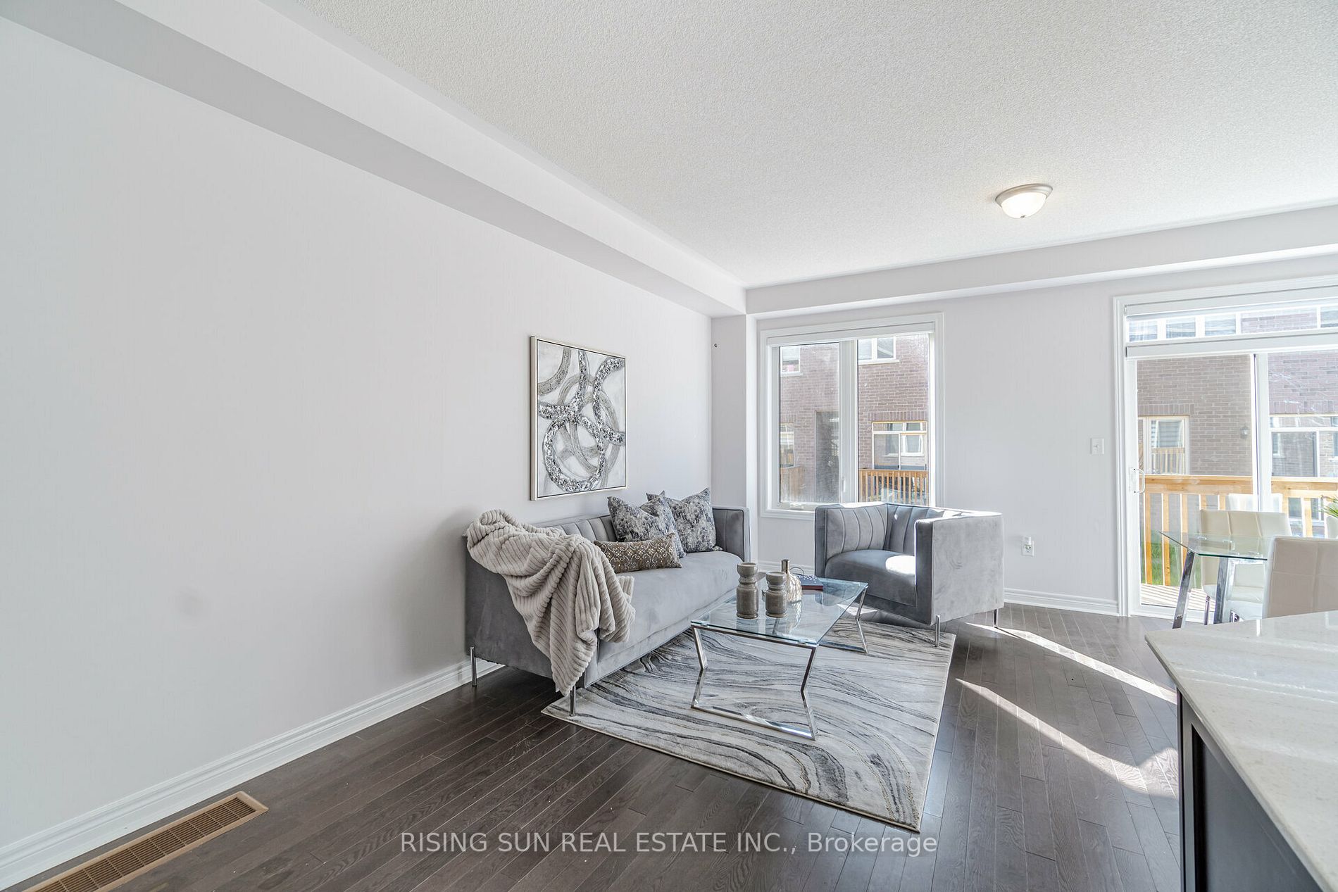 43 Benhurst Crescent