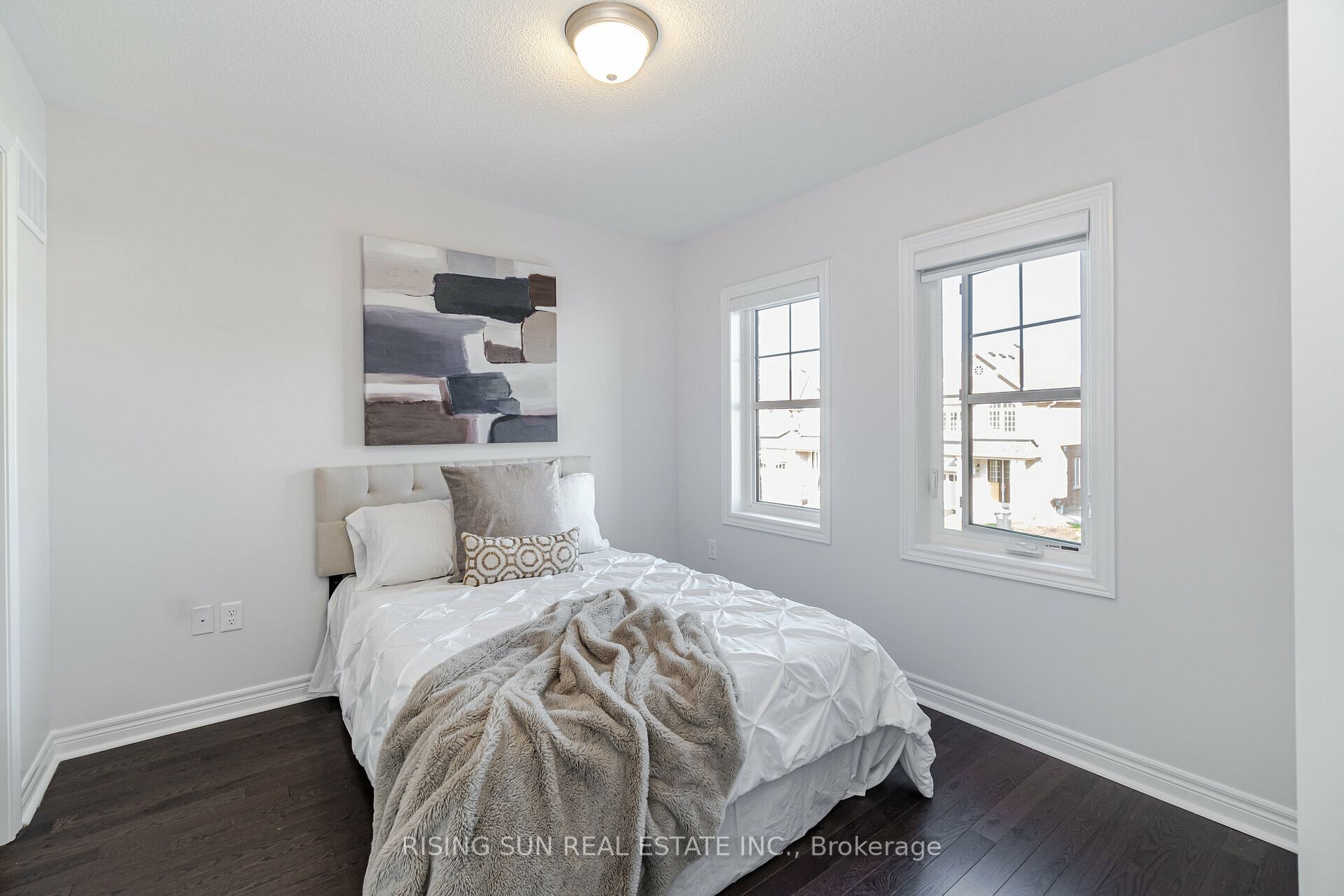 43 Benhurst Crescent