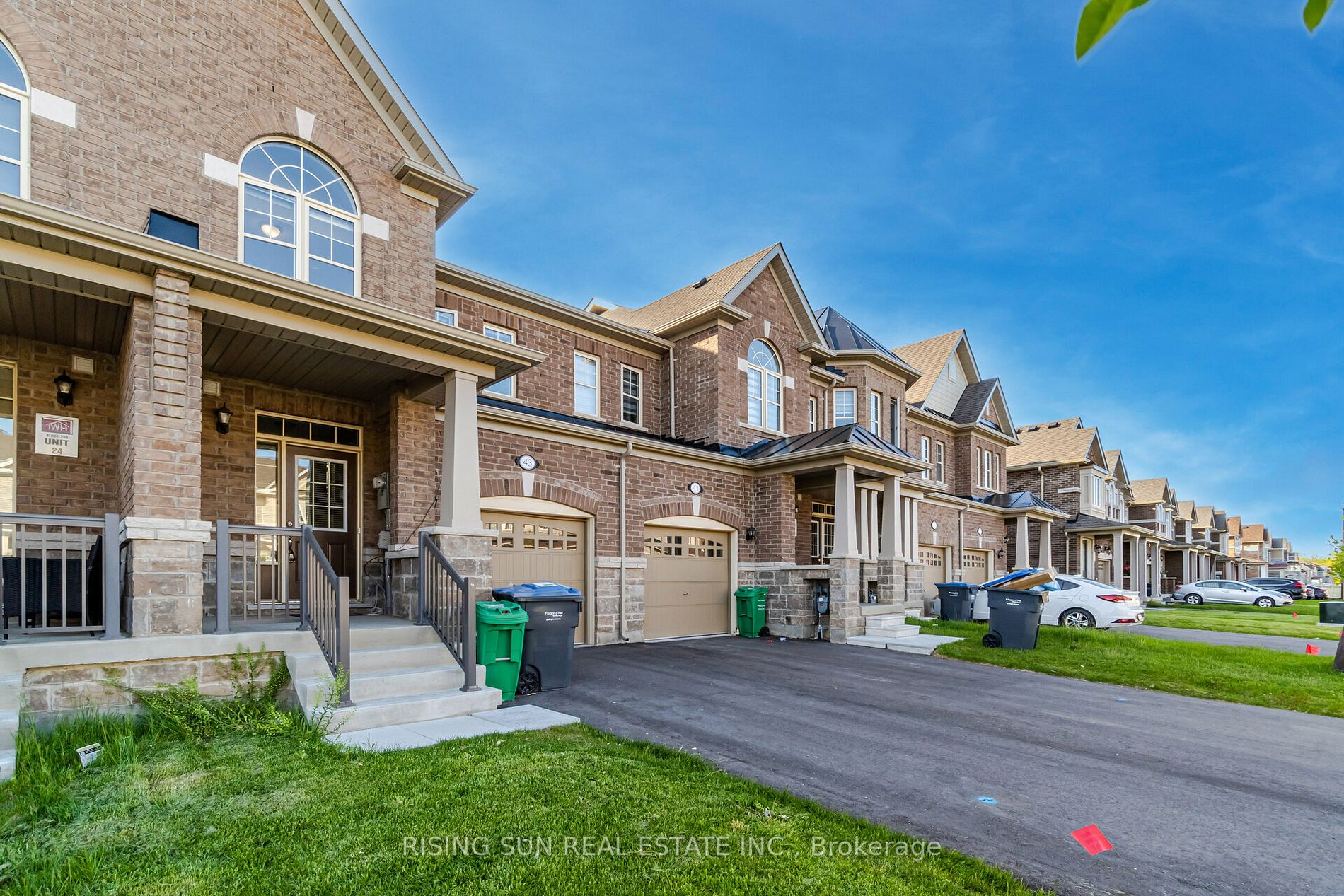 43 Benhurst Crescent