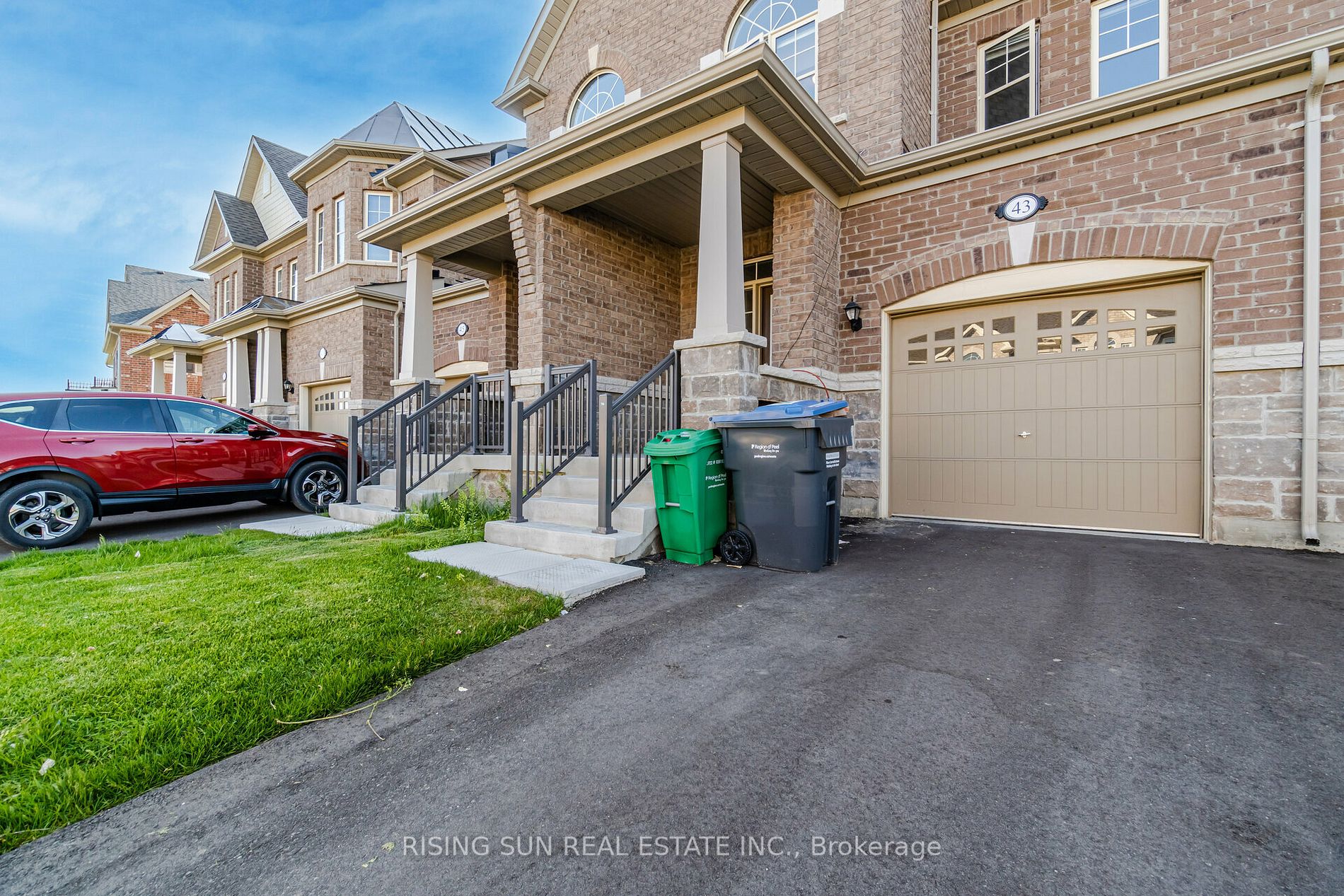43 Benhurst Crescent