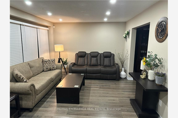 286 Fleetwood Cres, Brampton