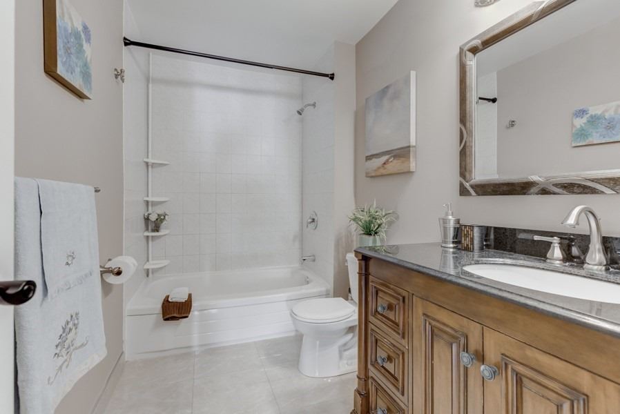 1207 Verhoeven Crt