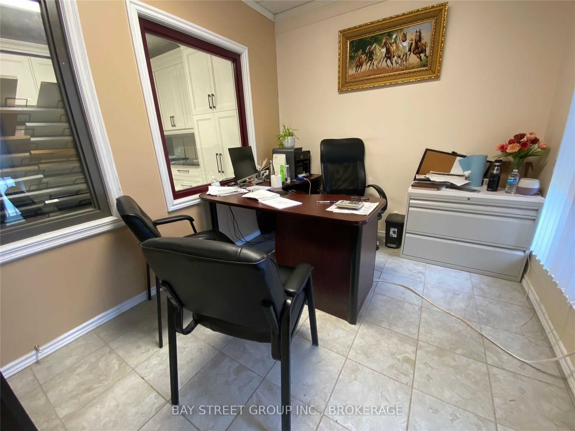 Listing W6045377 - Large Photo # 3