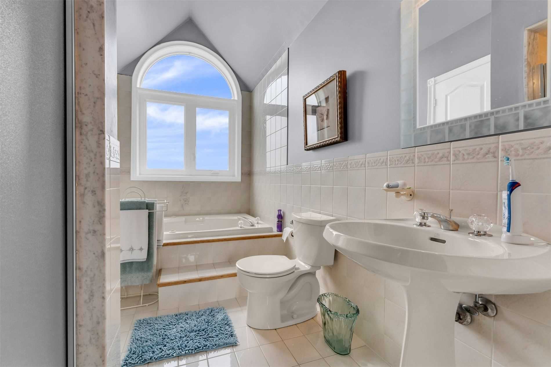 Listing W6045401 - Large Photo # 18