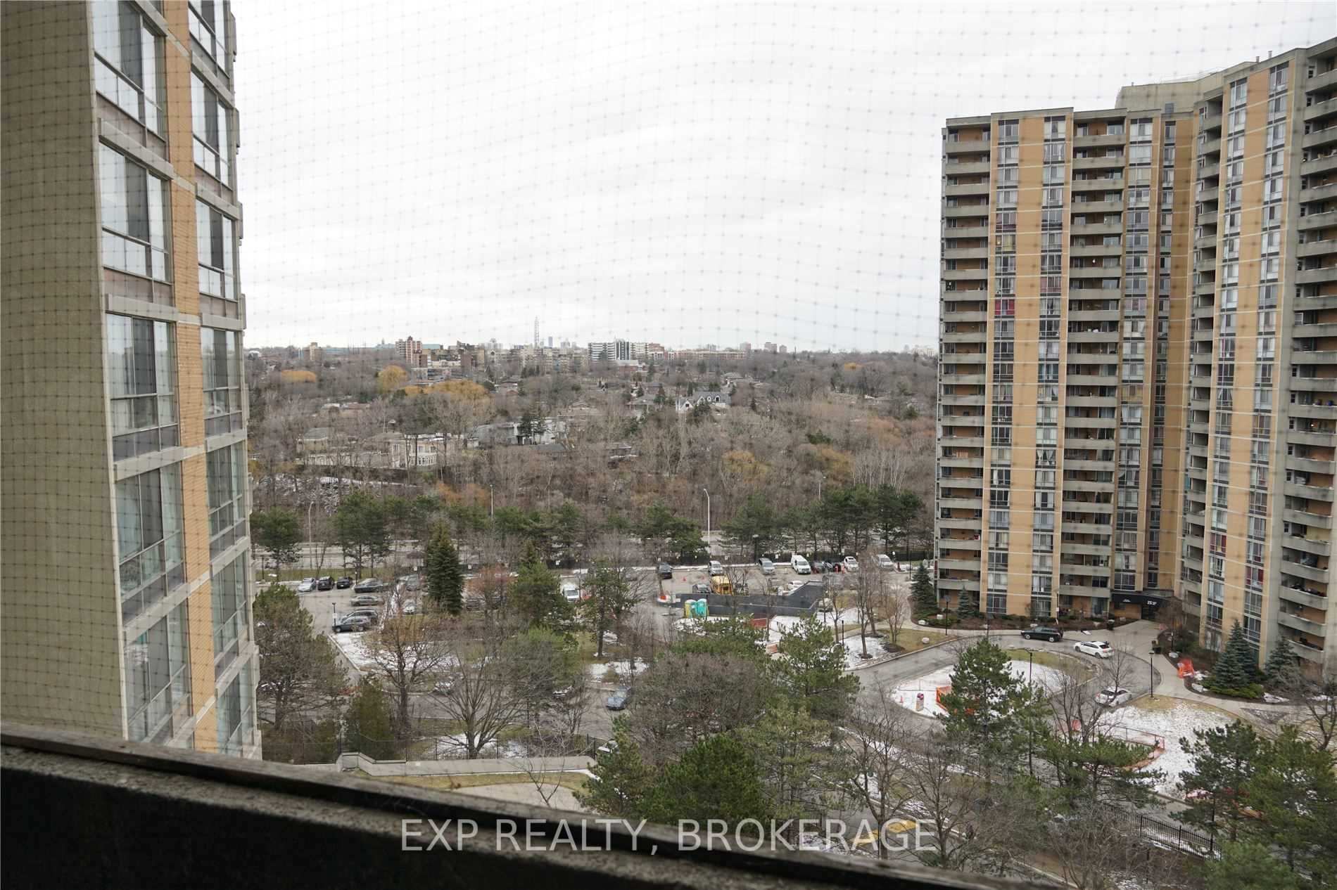 10 Martha Eaton Way, #1111