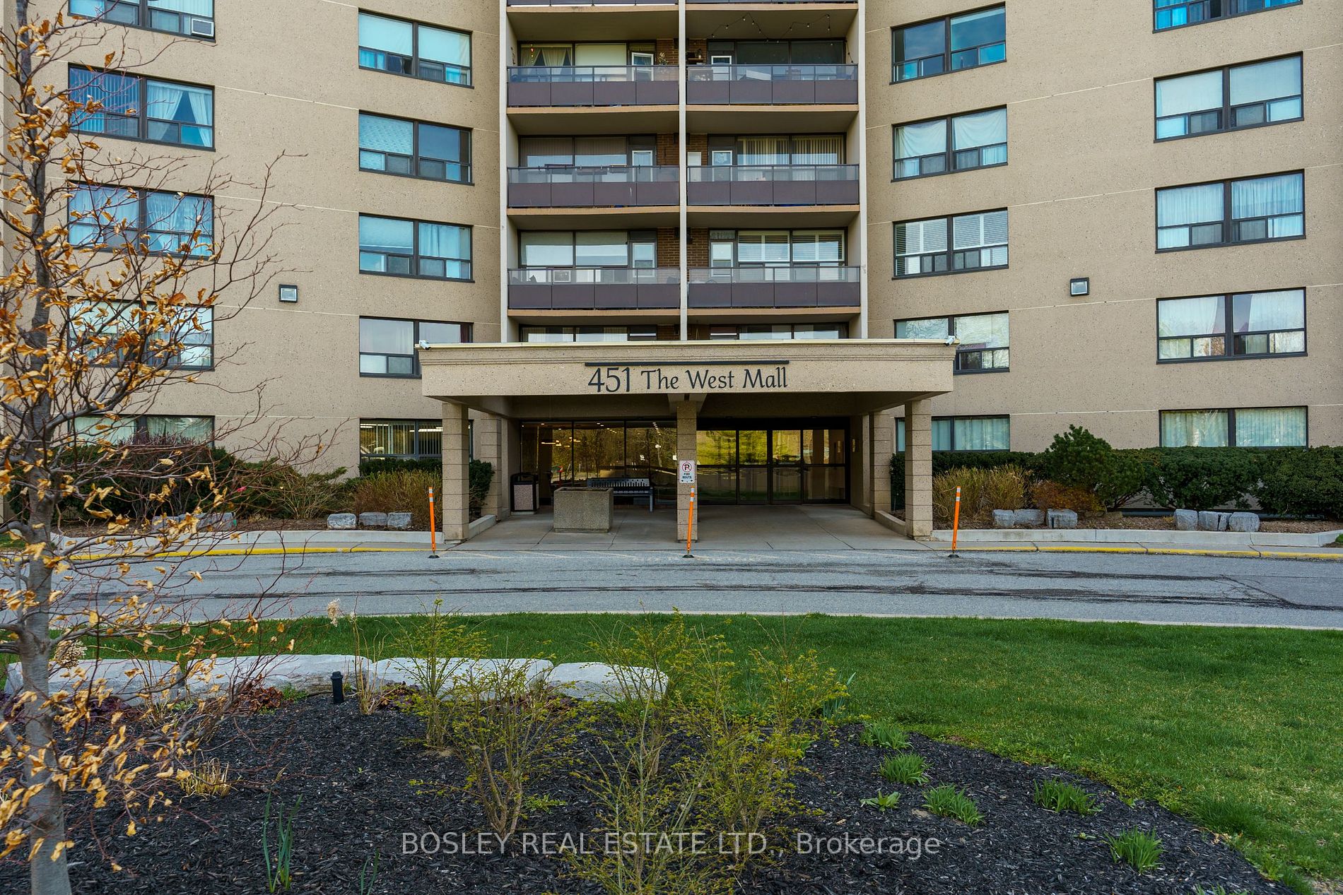 Listing W6045748 - Large Photo # 2