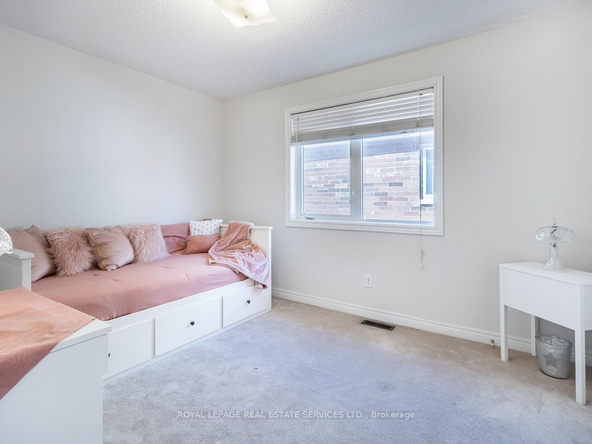 Listing W6045760 - Large Photo # 21