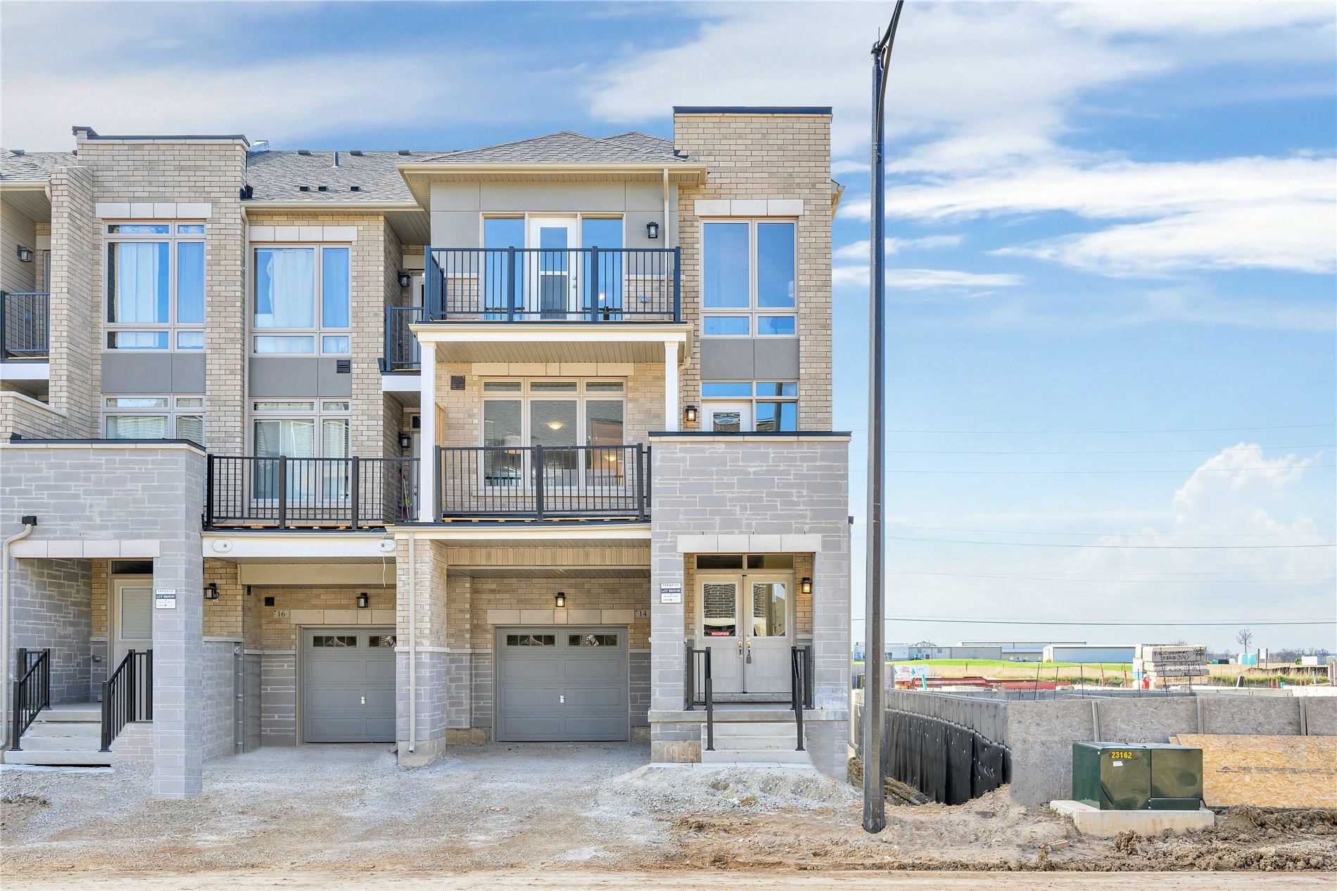 14 Arrowview Drive