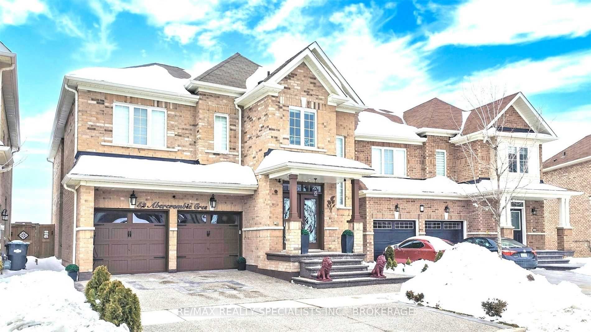 52 Abercrombie Crescent