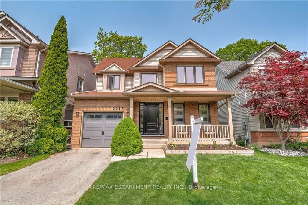 2215 Bluegrass Lane