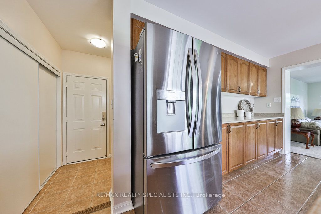 Listing W6046076 - Large Photo # 15