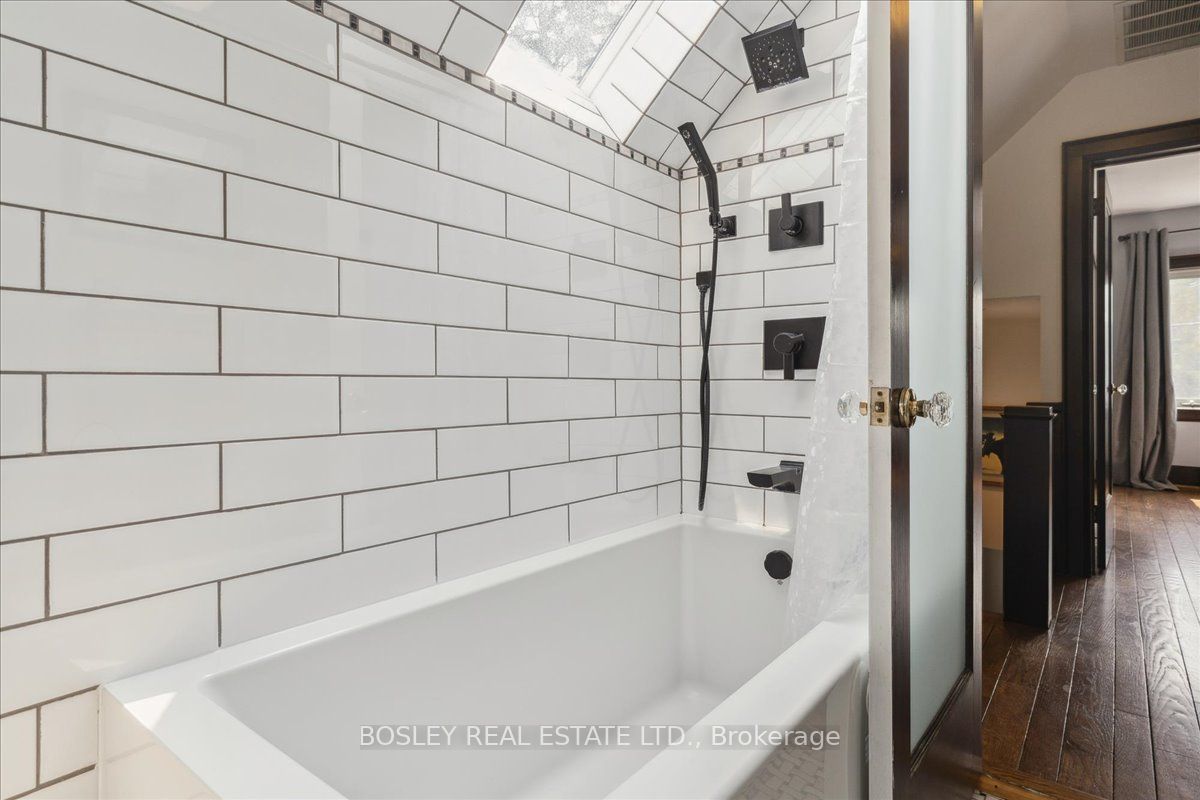 Listing W6046100 - Large Photo # 14