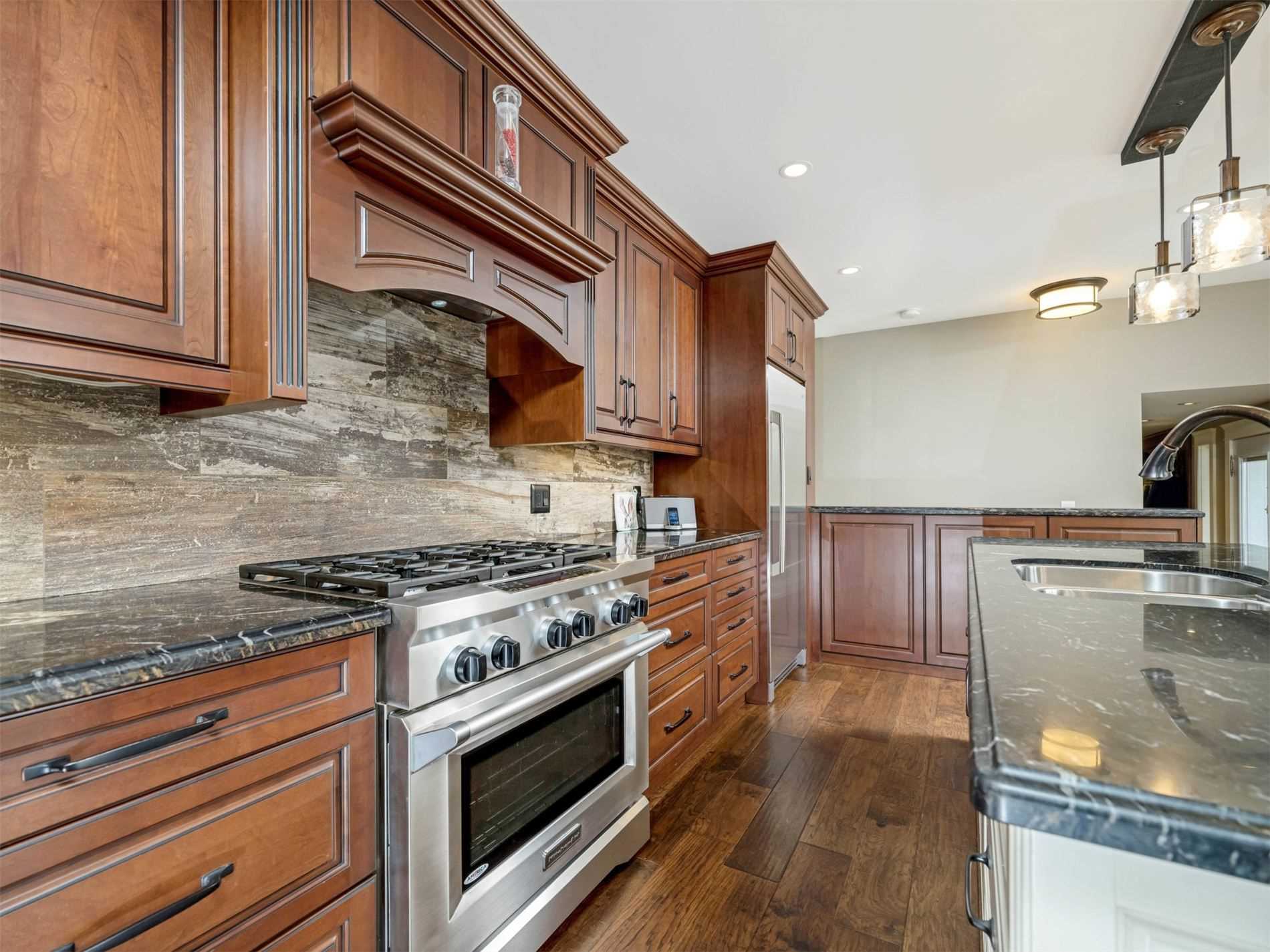 17 Glen Crescent Drive