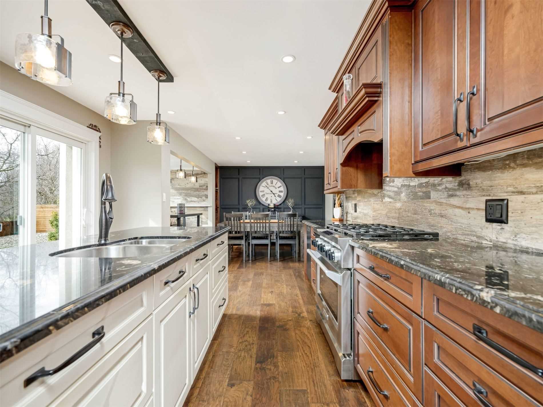 17 Glen Crescent Drive