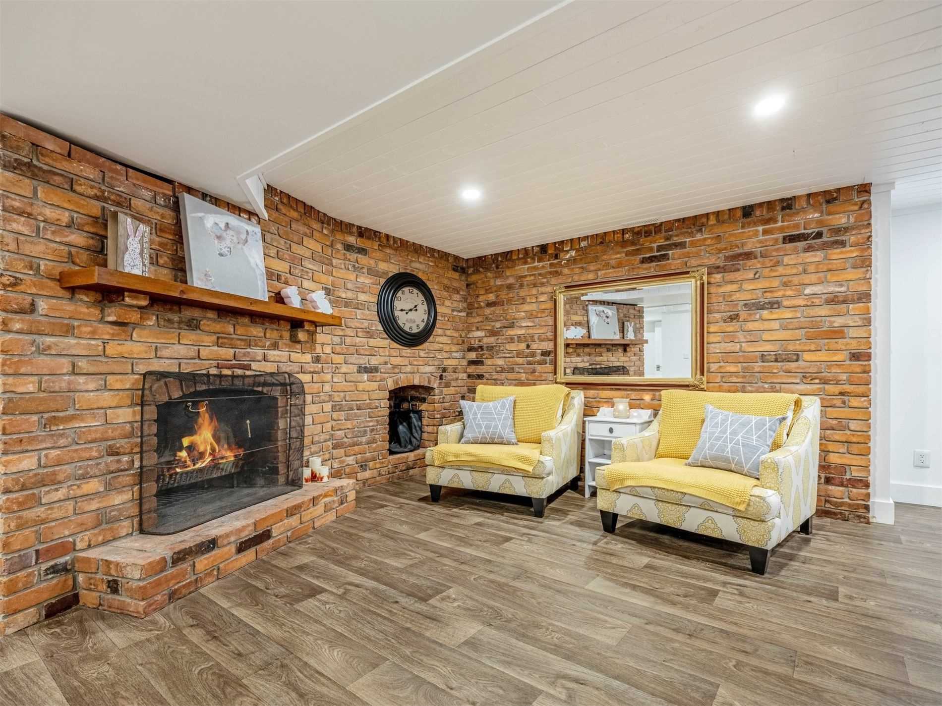 17 Glen Crescent Drive