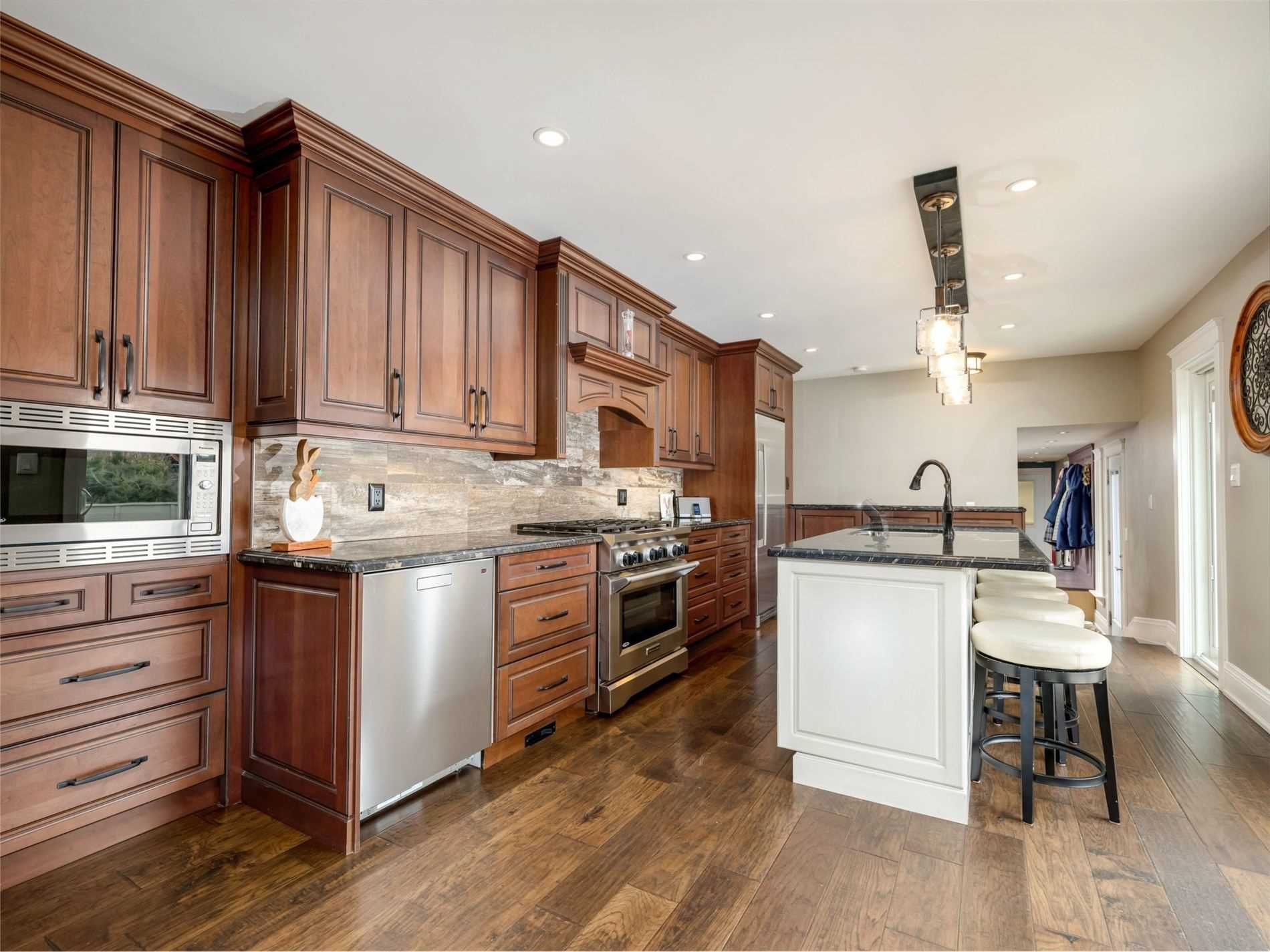17 Glen Crescent Drive