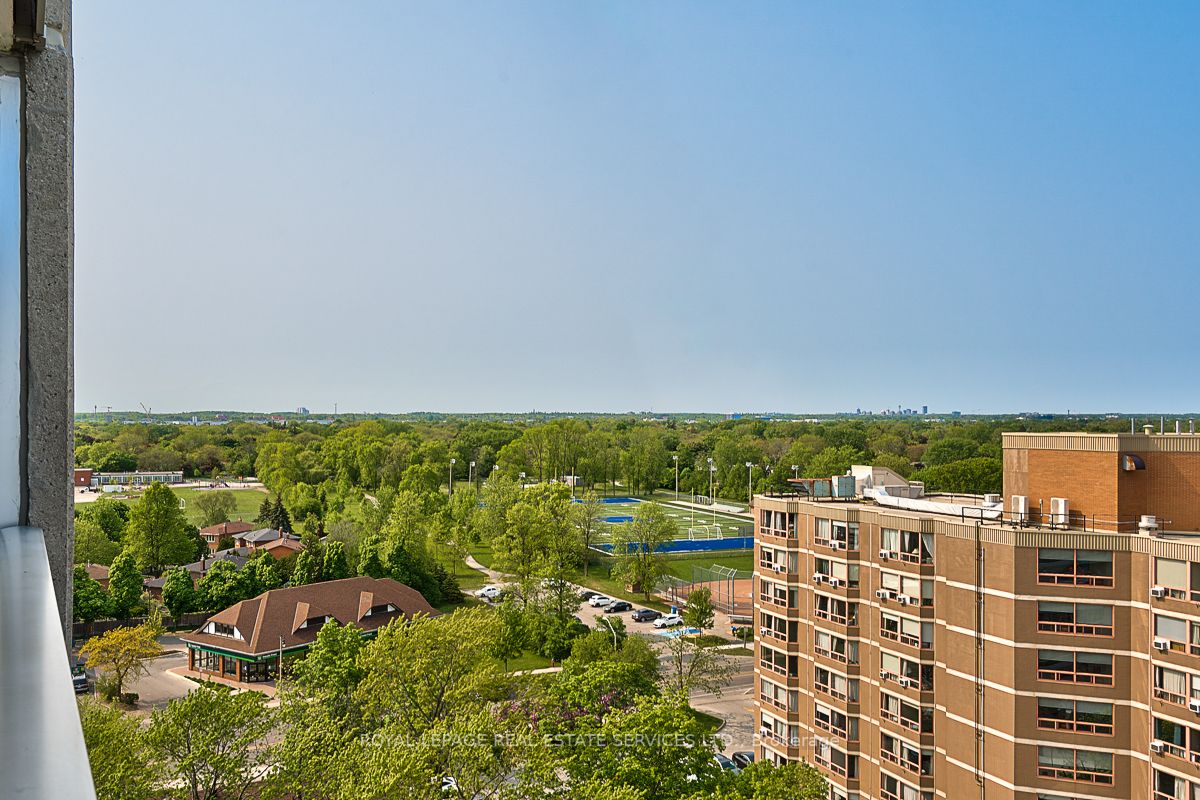 Listing W6046328 - Large Photo # 16