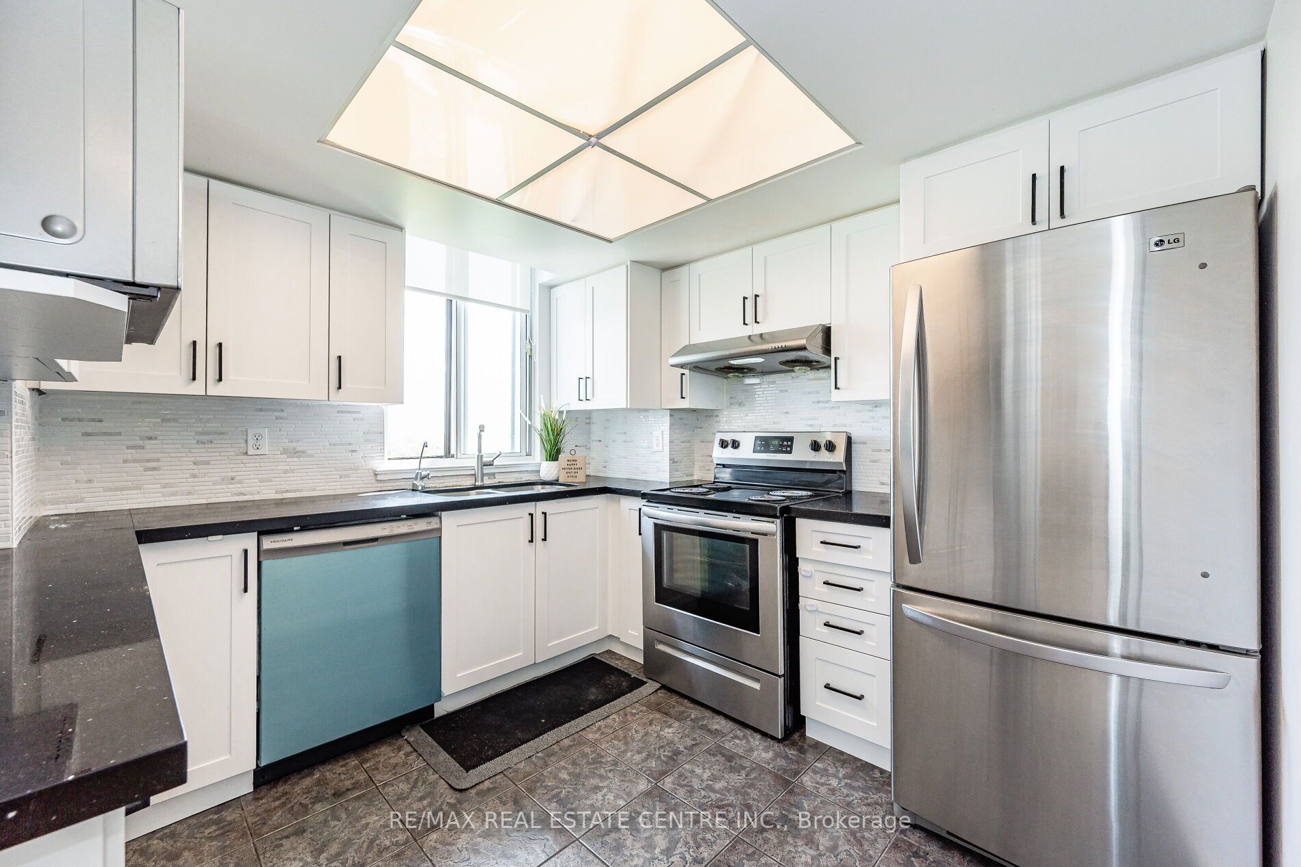 Listing W6046352 - Large Photo # 7