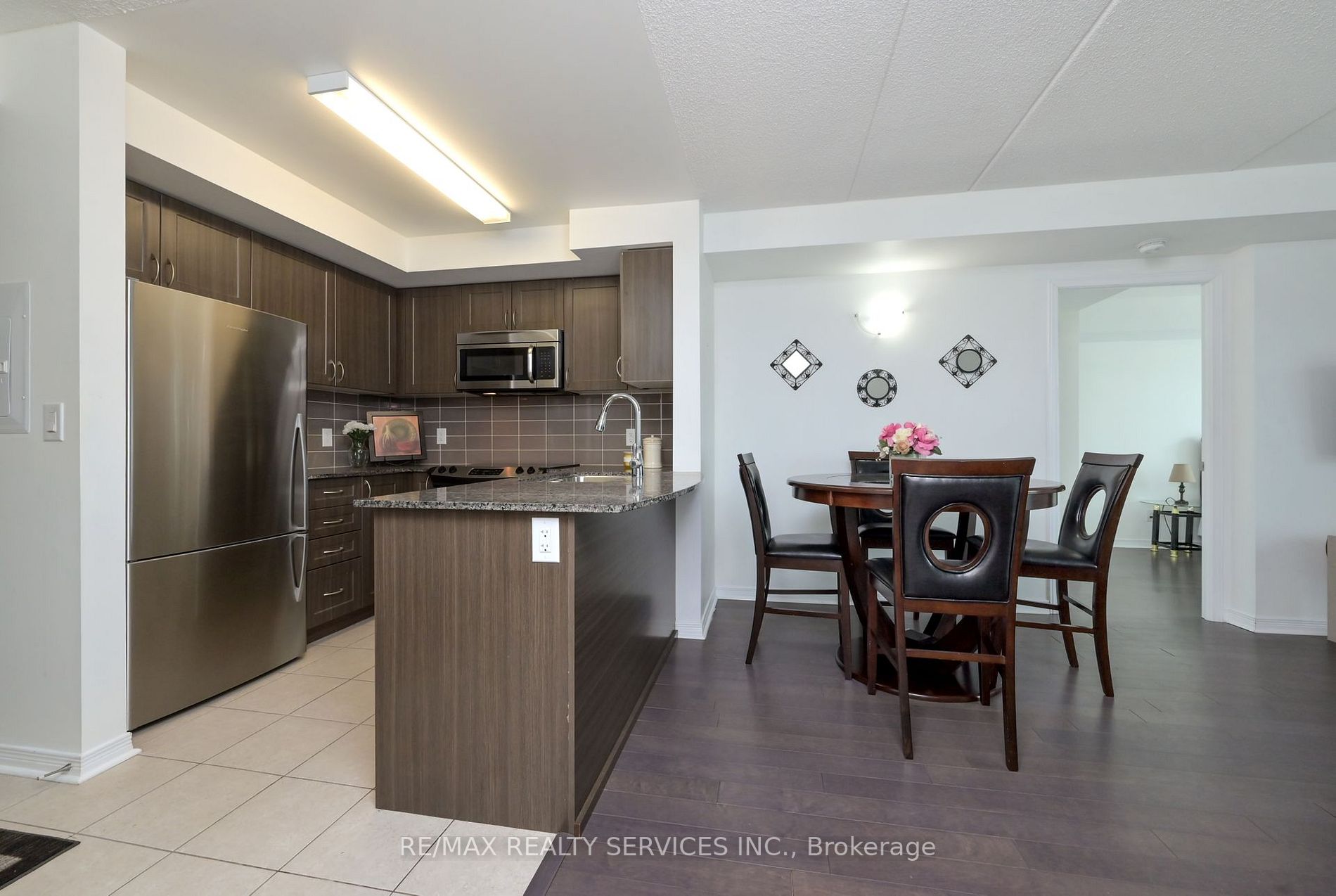 Listing W6046400 - Large Photo # 7