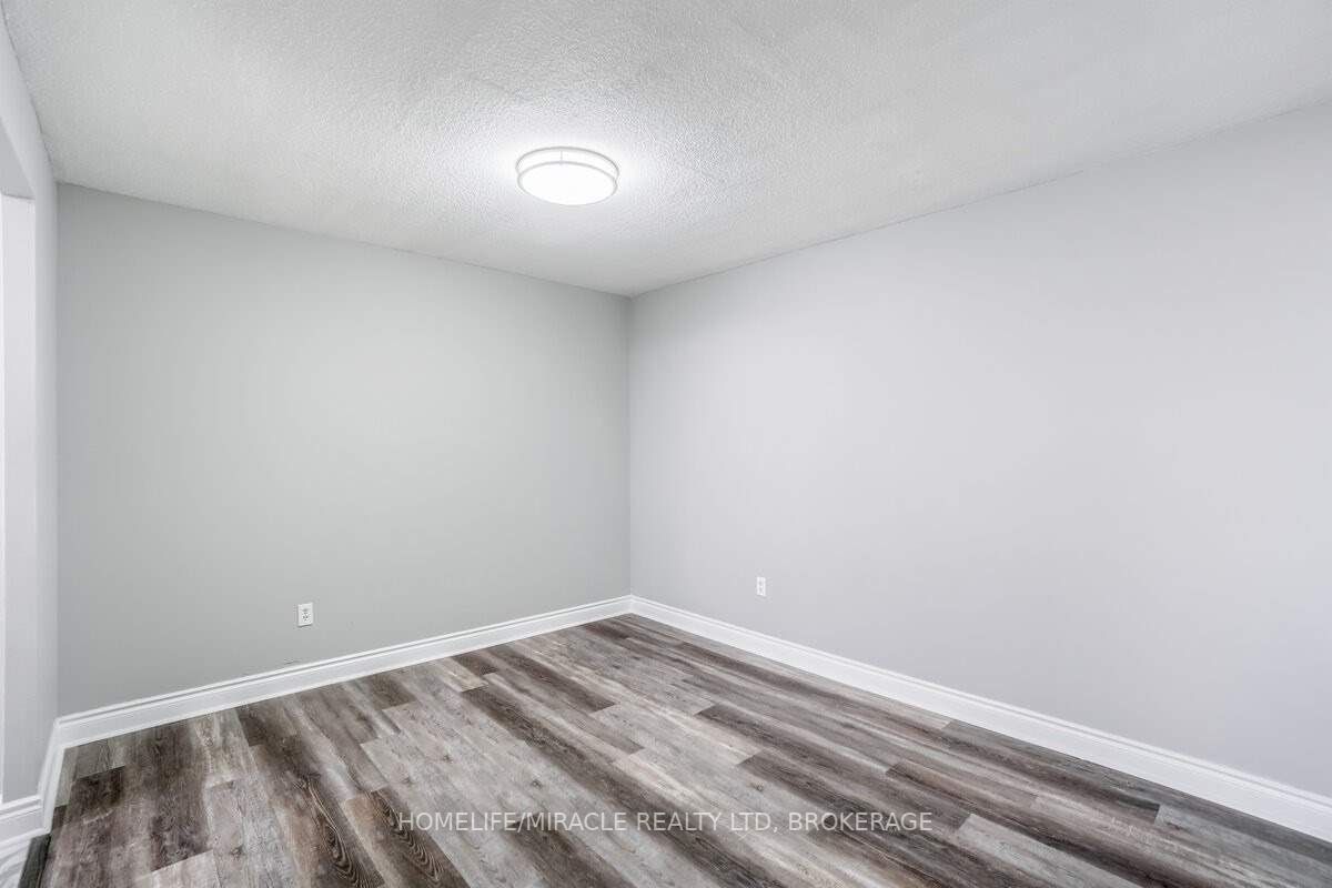 15 Kensington Rd, #1703
