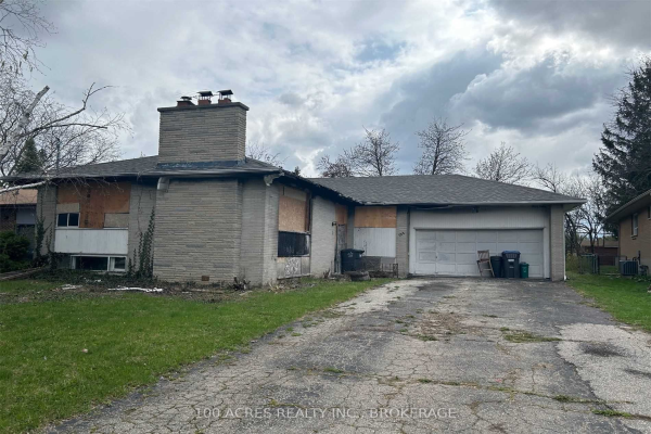144 Cornwall Hts, Brampton