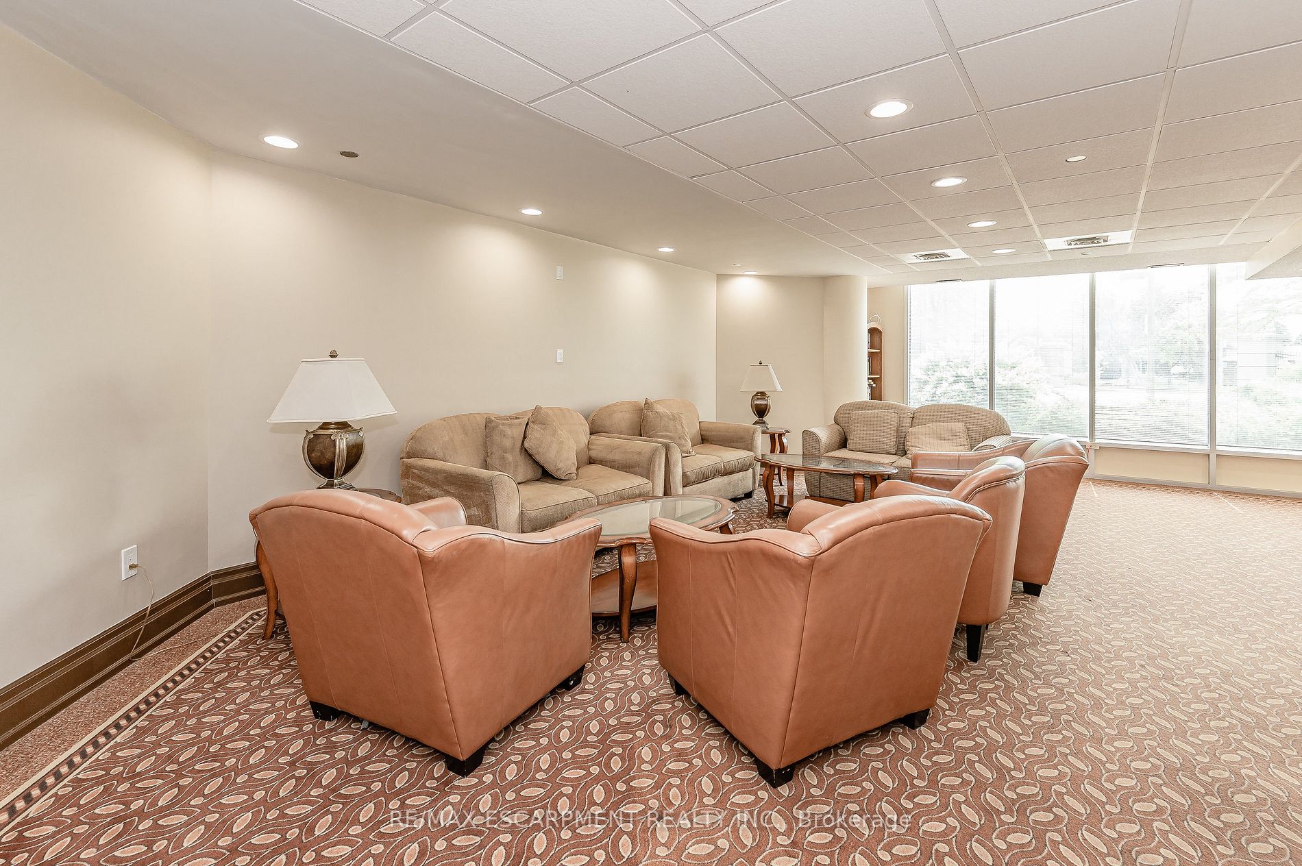 310 Mill St S, #801