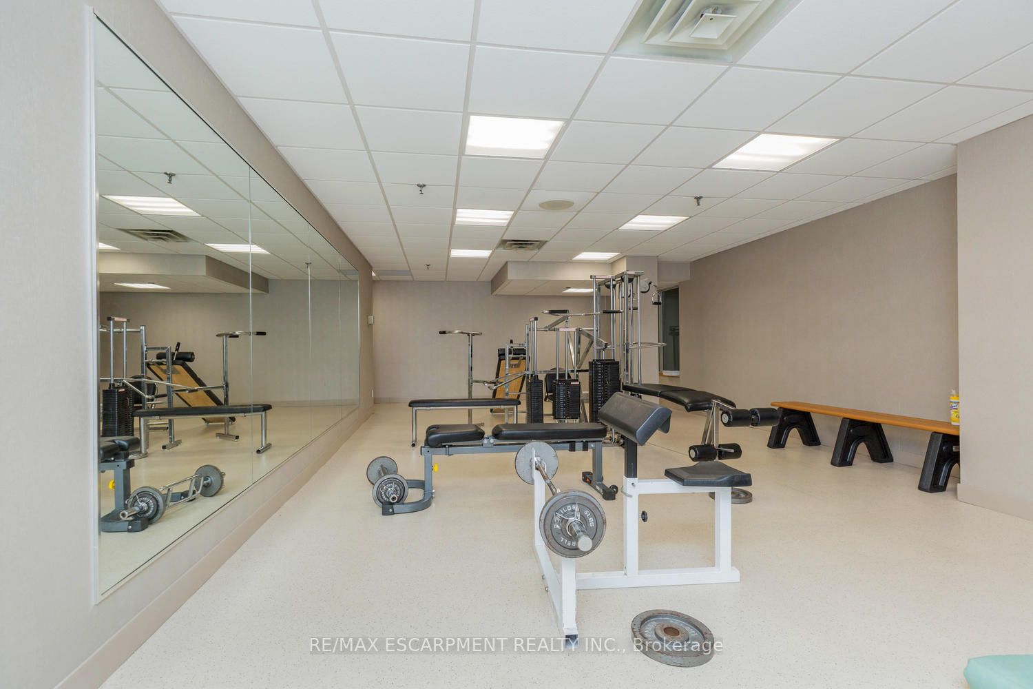 310 Mill St S, #801