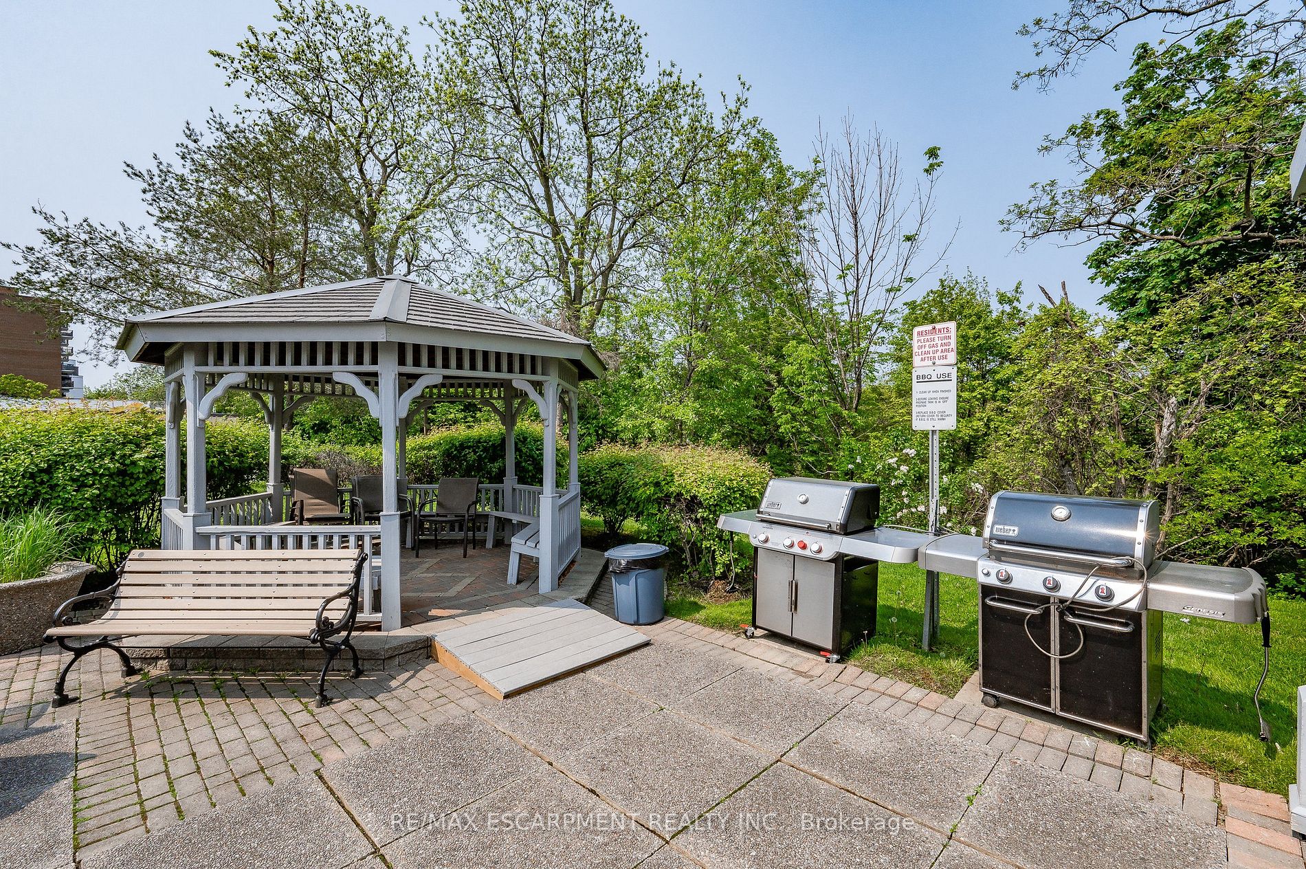 310 Mill St S, #801