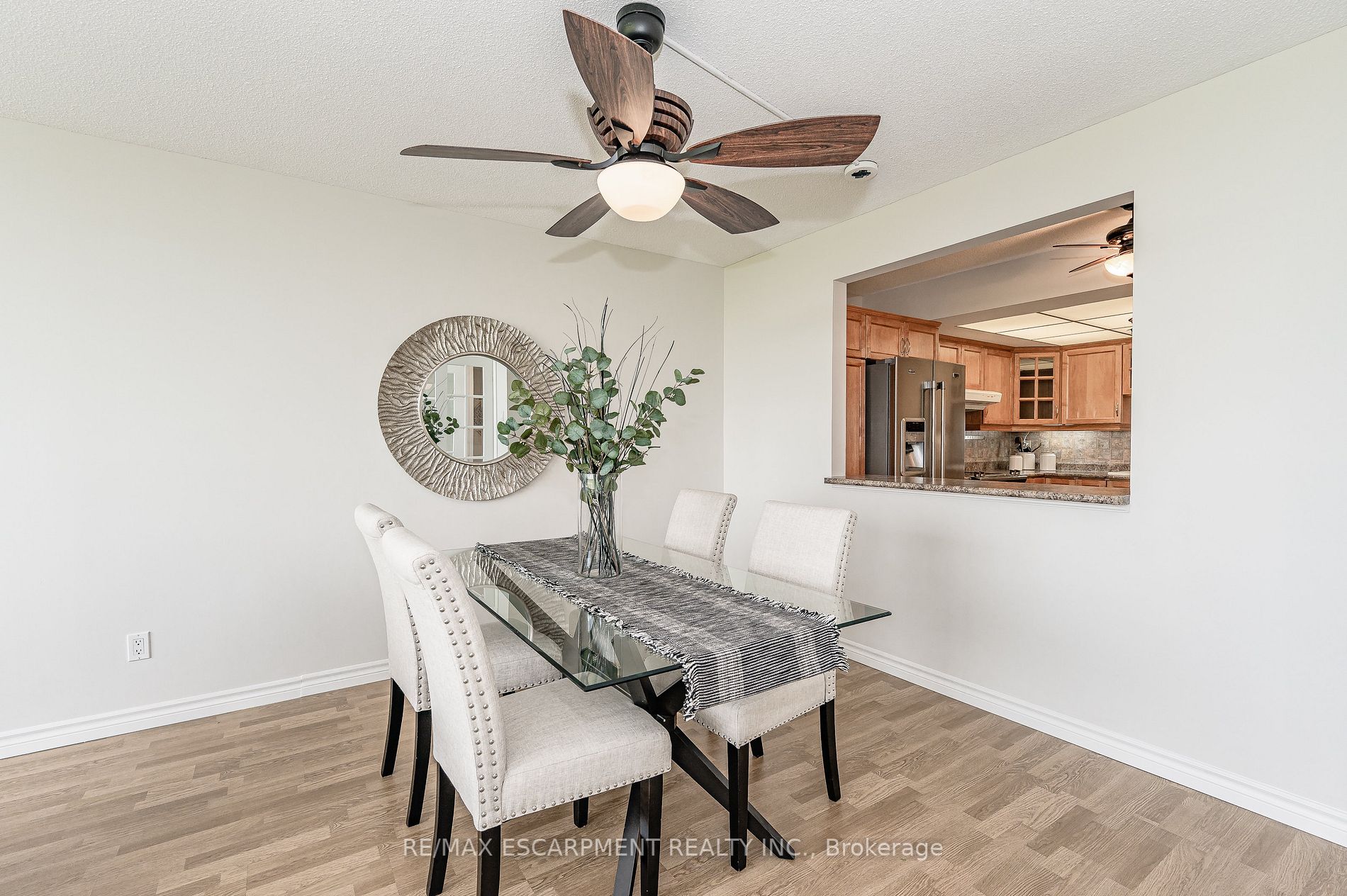 310 Mill St S, #801