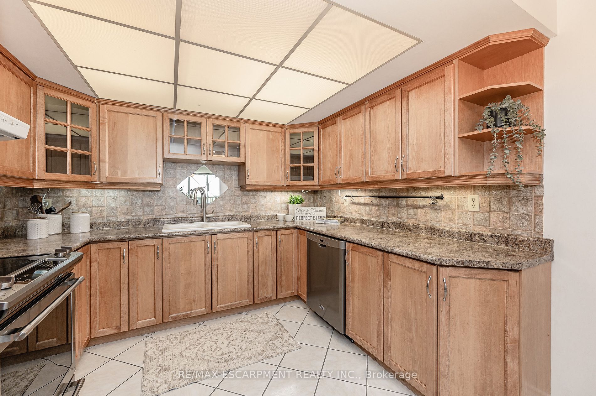 310 Mill St S, #801