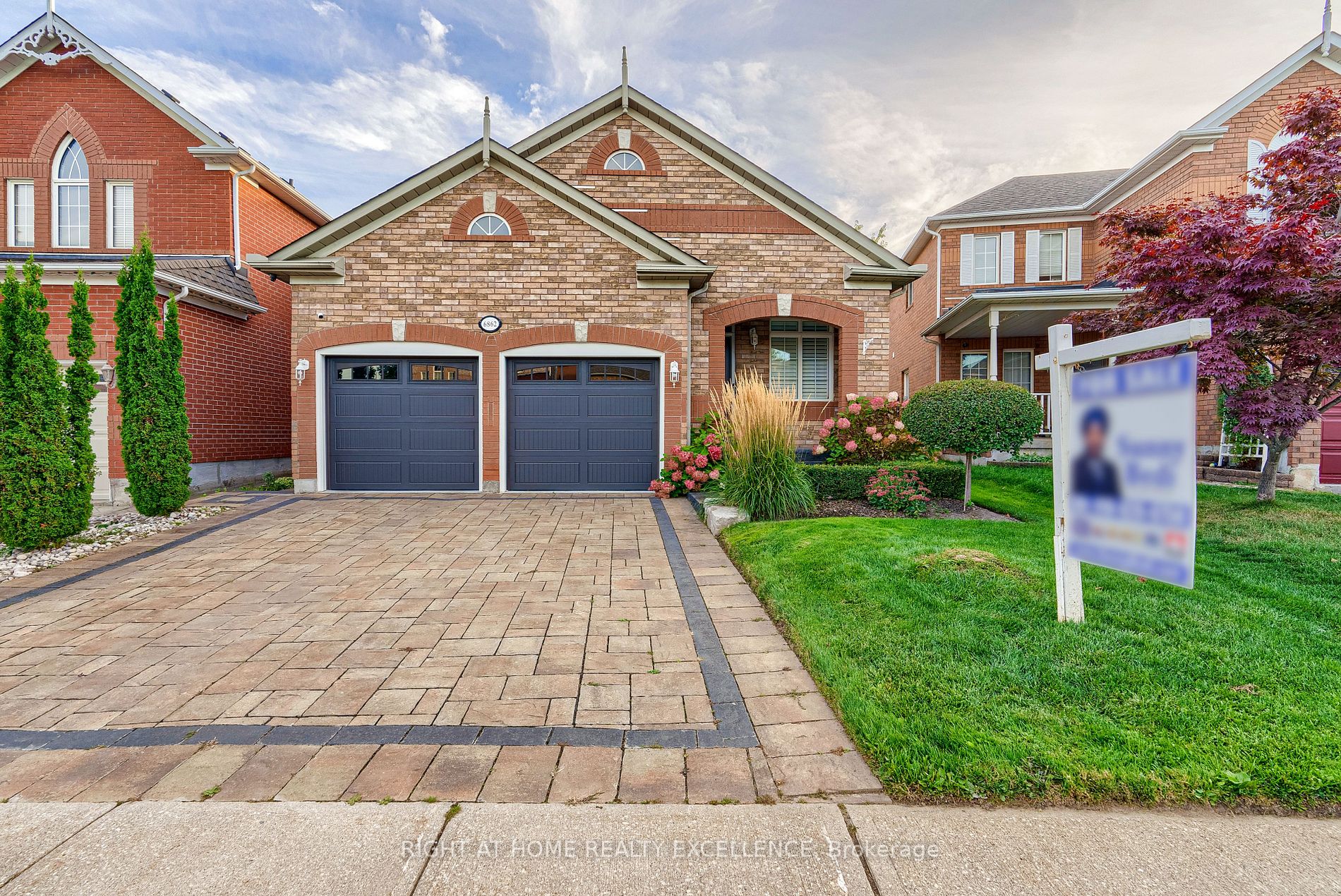 Listing W6047132 - Large Photo # 1