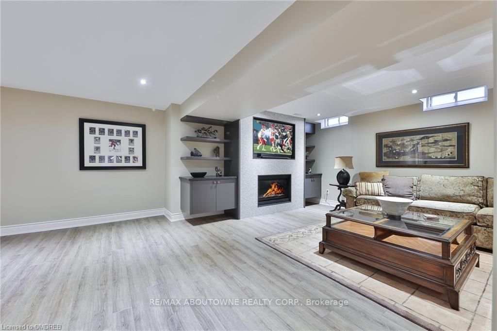 2400 Neyagawa Blvd, #27