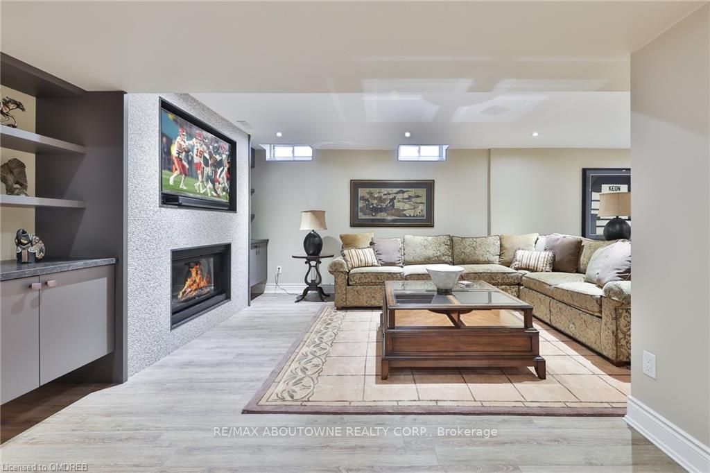 2400 Neyagawa Blvd, #27