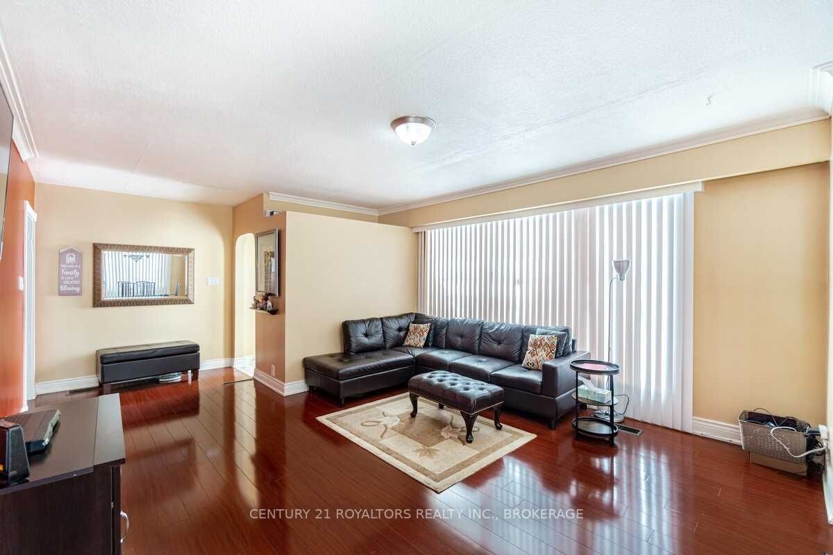 Listing W6047319 - Large Photo # 5