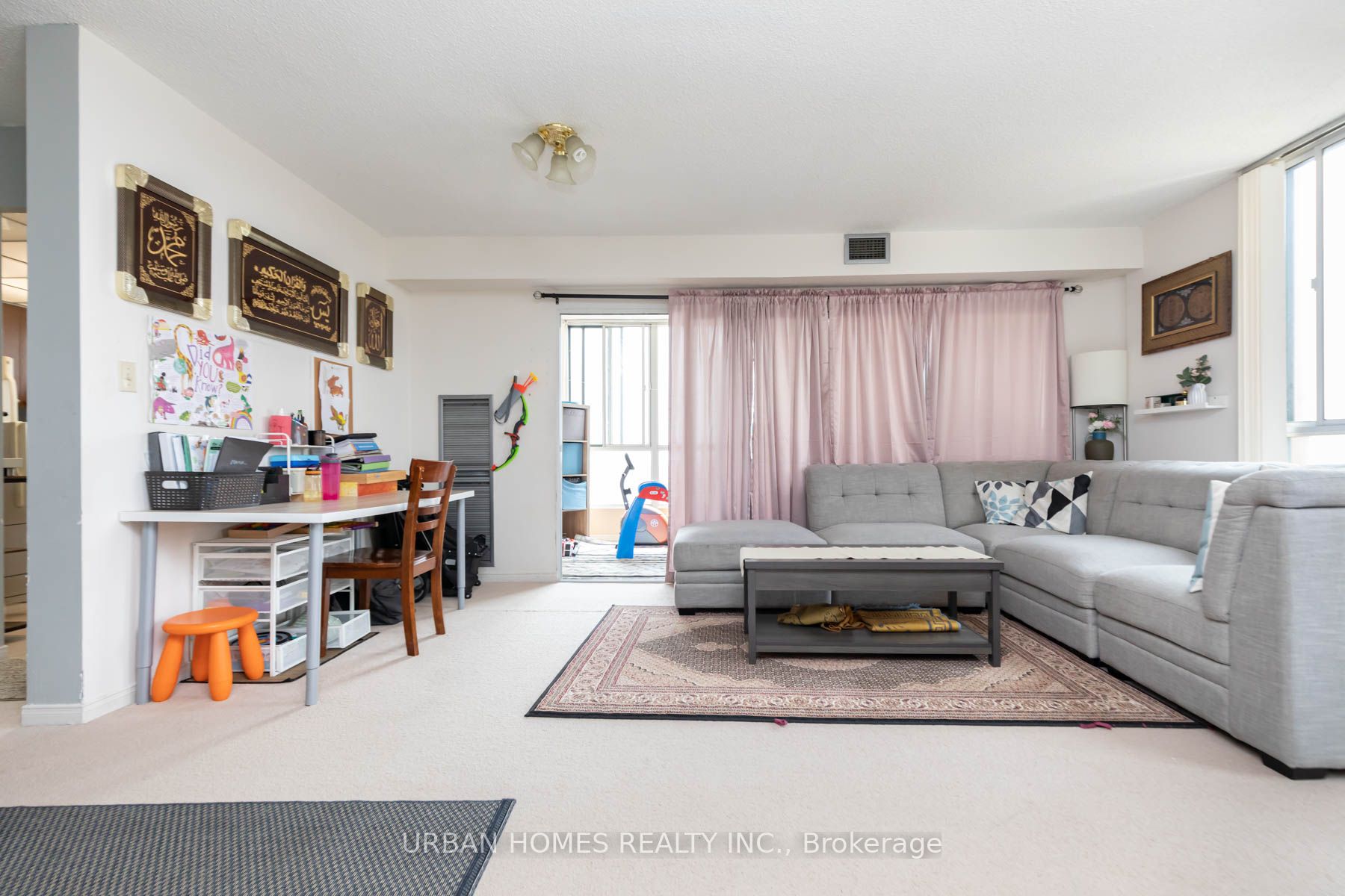 145 Hillcrest Ave, #803