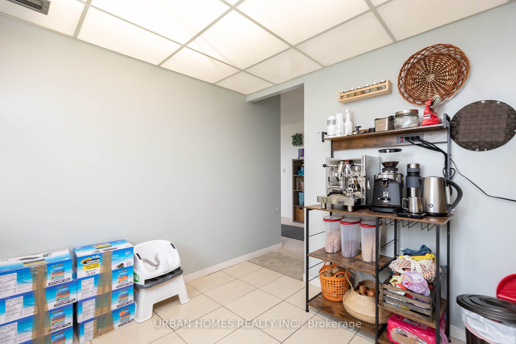 145 Hillcrest Ave, #803