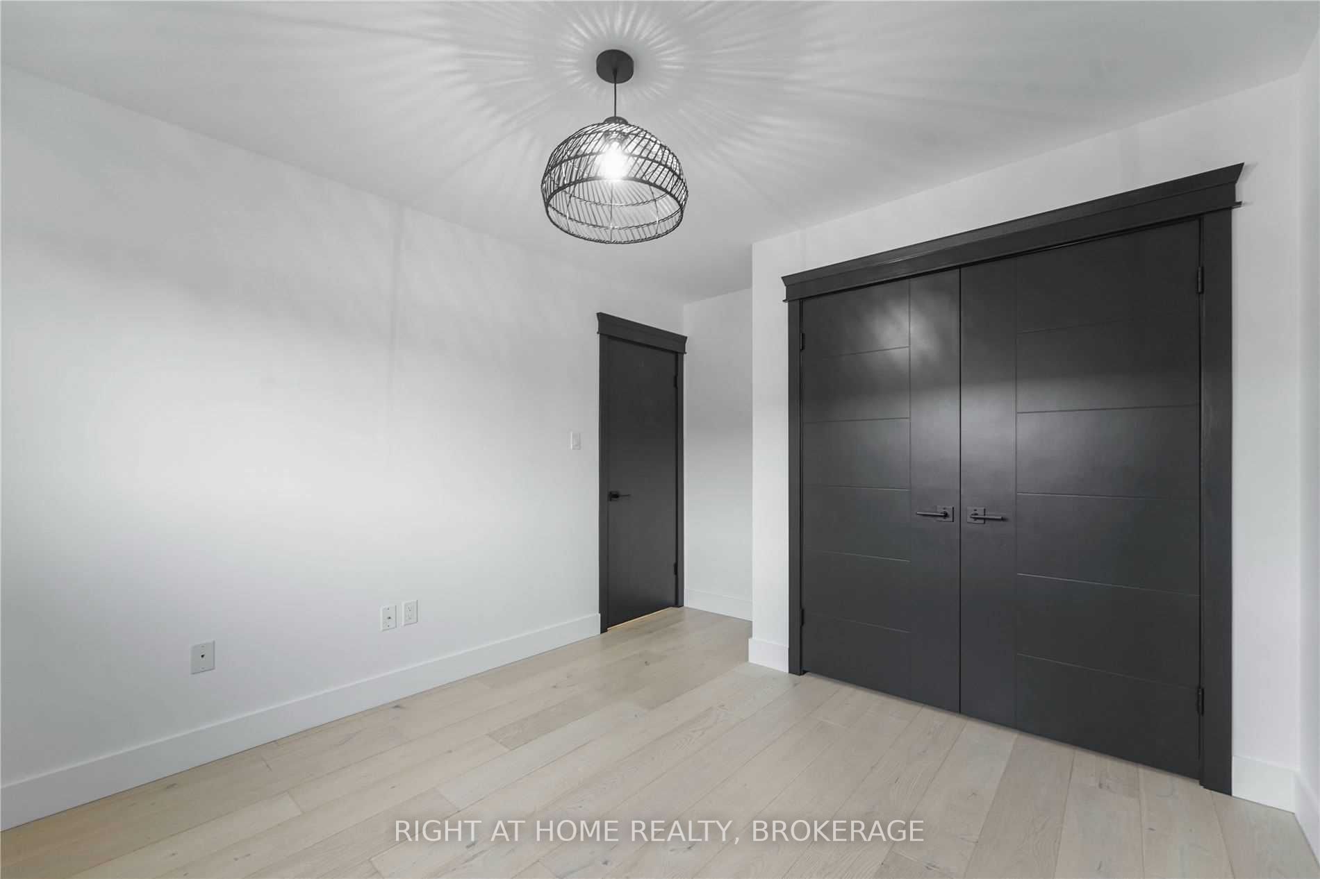 Listing W6047735 - Large Photo # 32