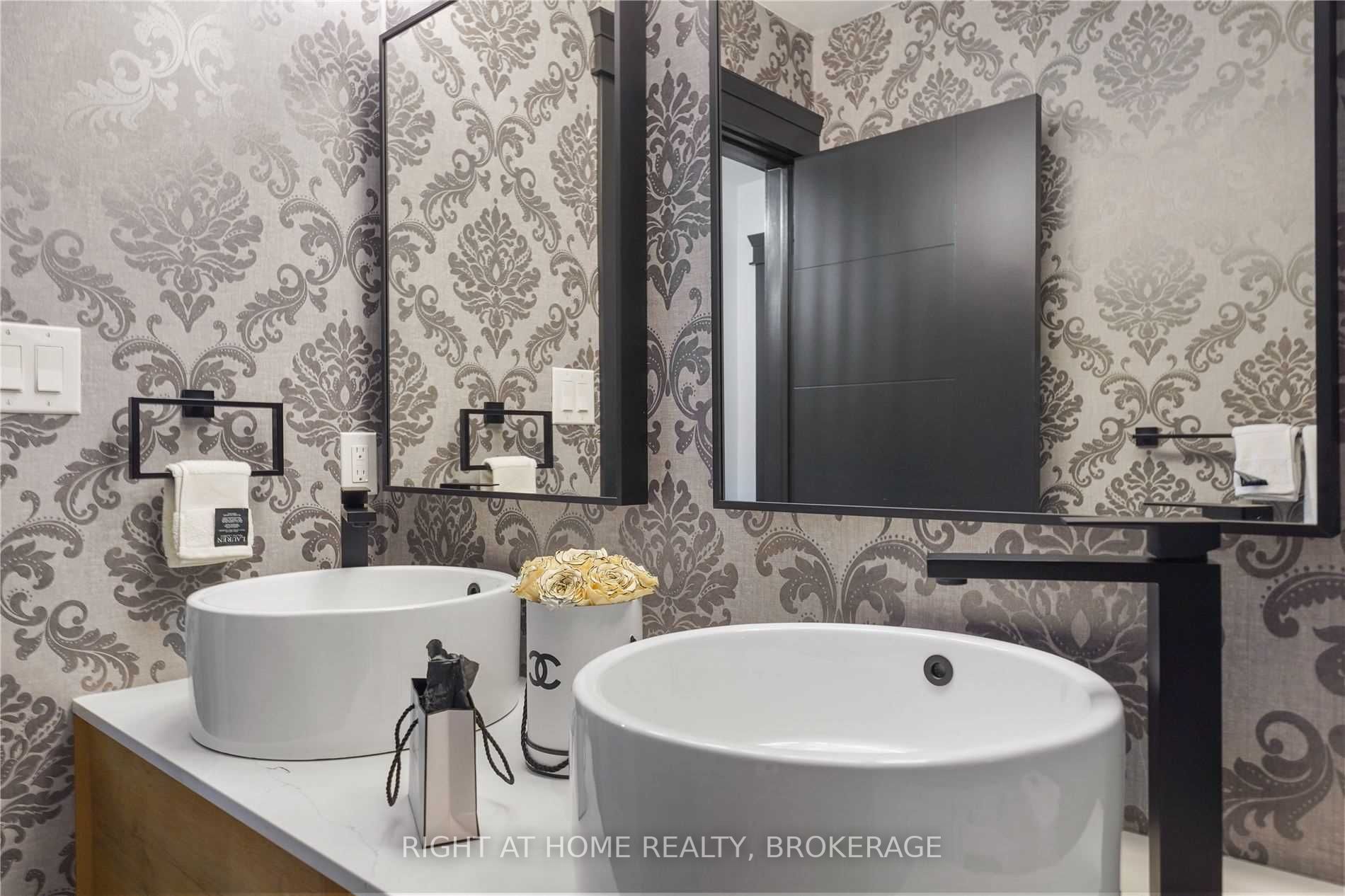Listing W6047735 - Large Photo # 31