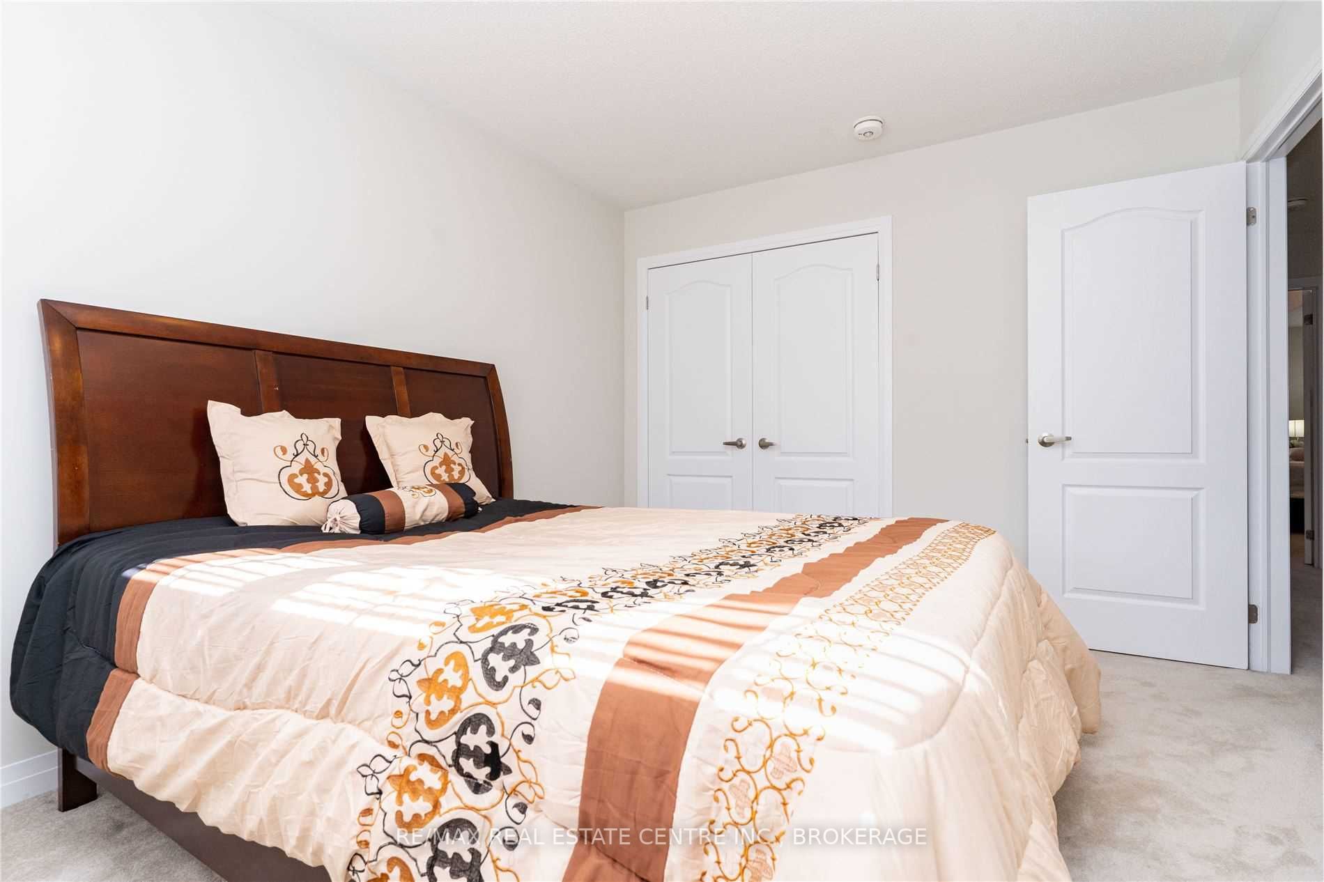 15 Porter Dr