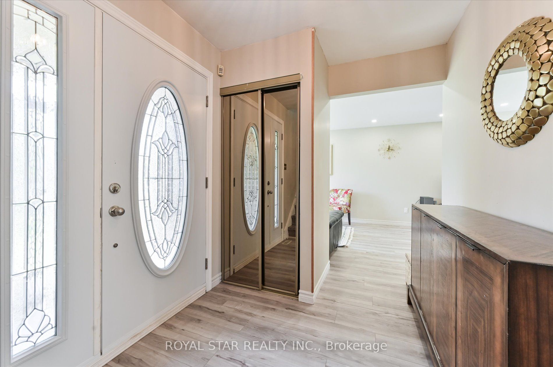 Listing W6047832 - Large Photo # 3