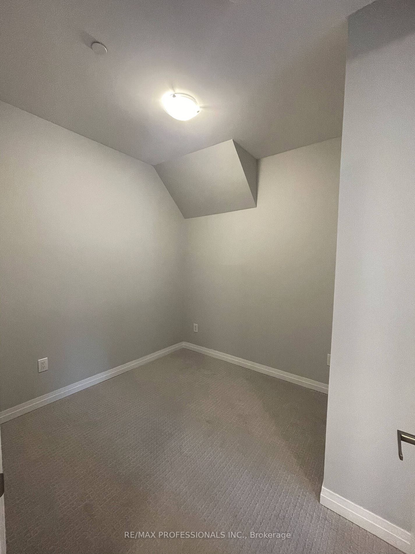 Listing W6047884 - Large Photo # 10