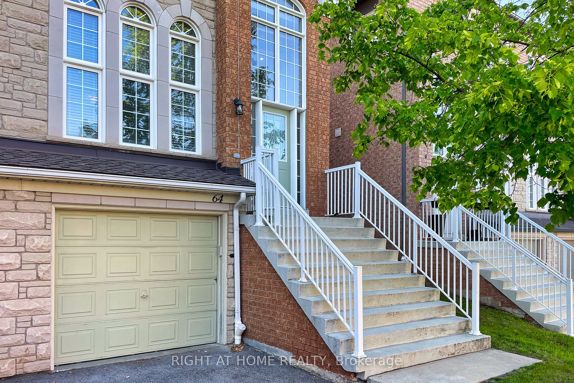 Listing W6047892 - Large Photo # 2