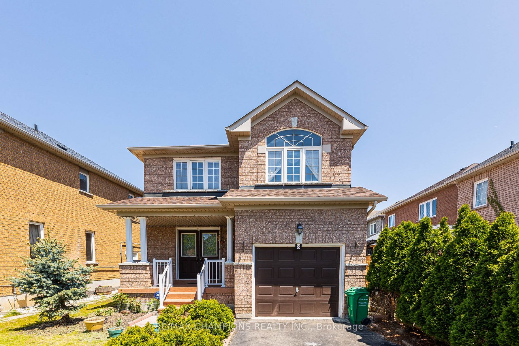 3 Treasure Dr