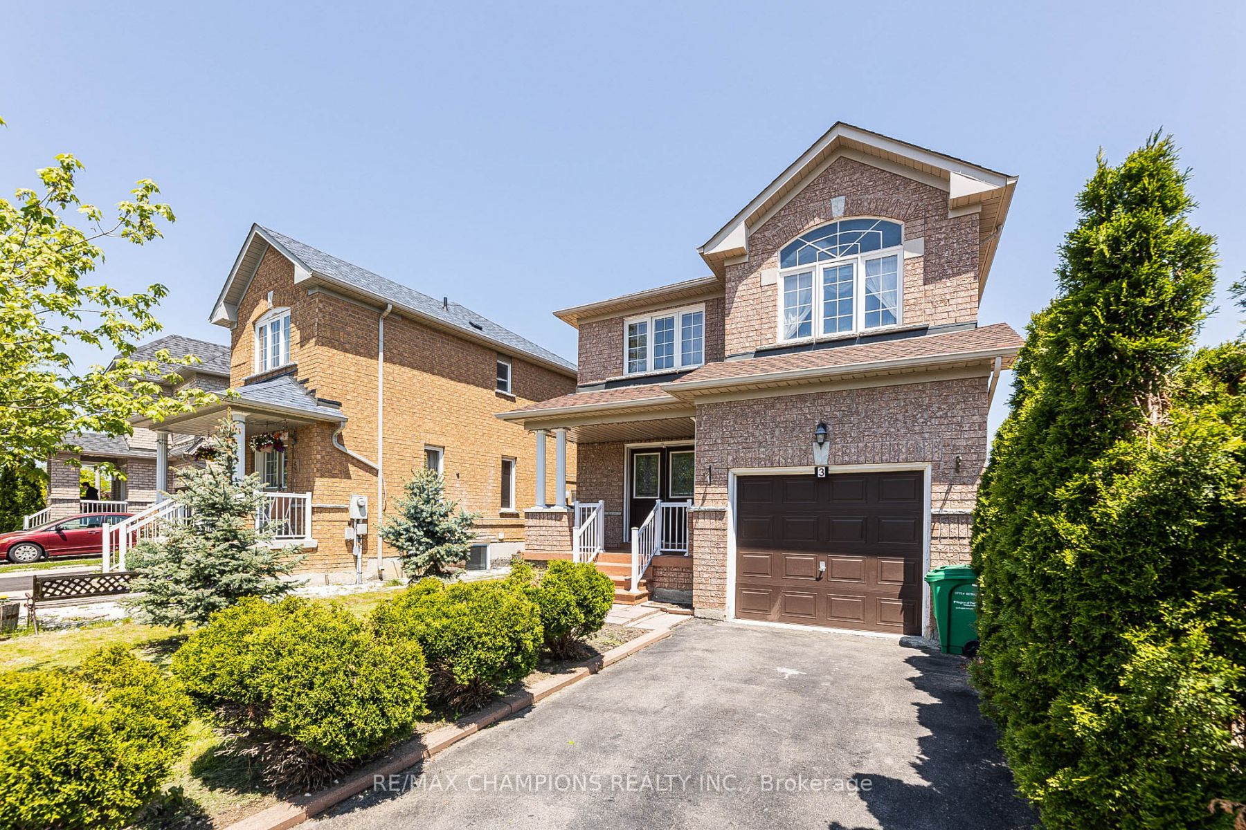 3 Treasure Dr