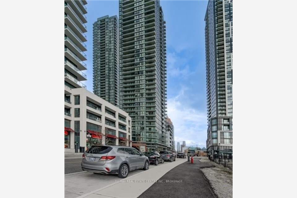 4065 Brickstone Mews, Mississauga