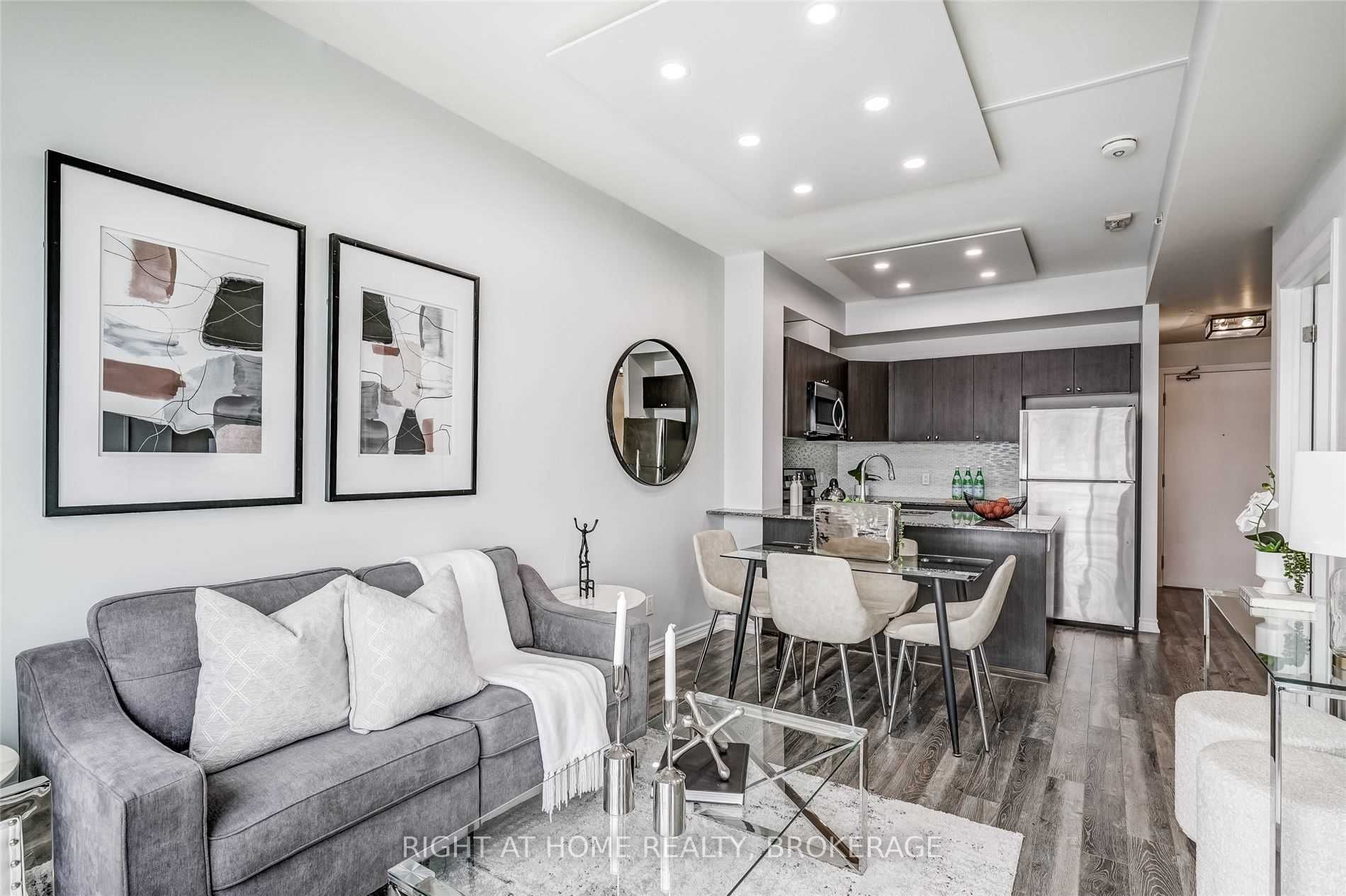 2522 Keele St, #515