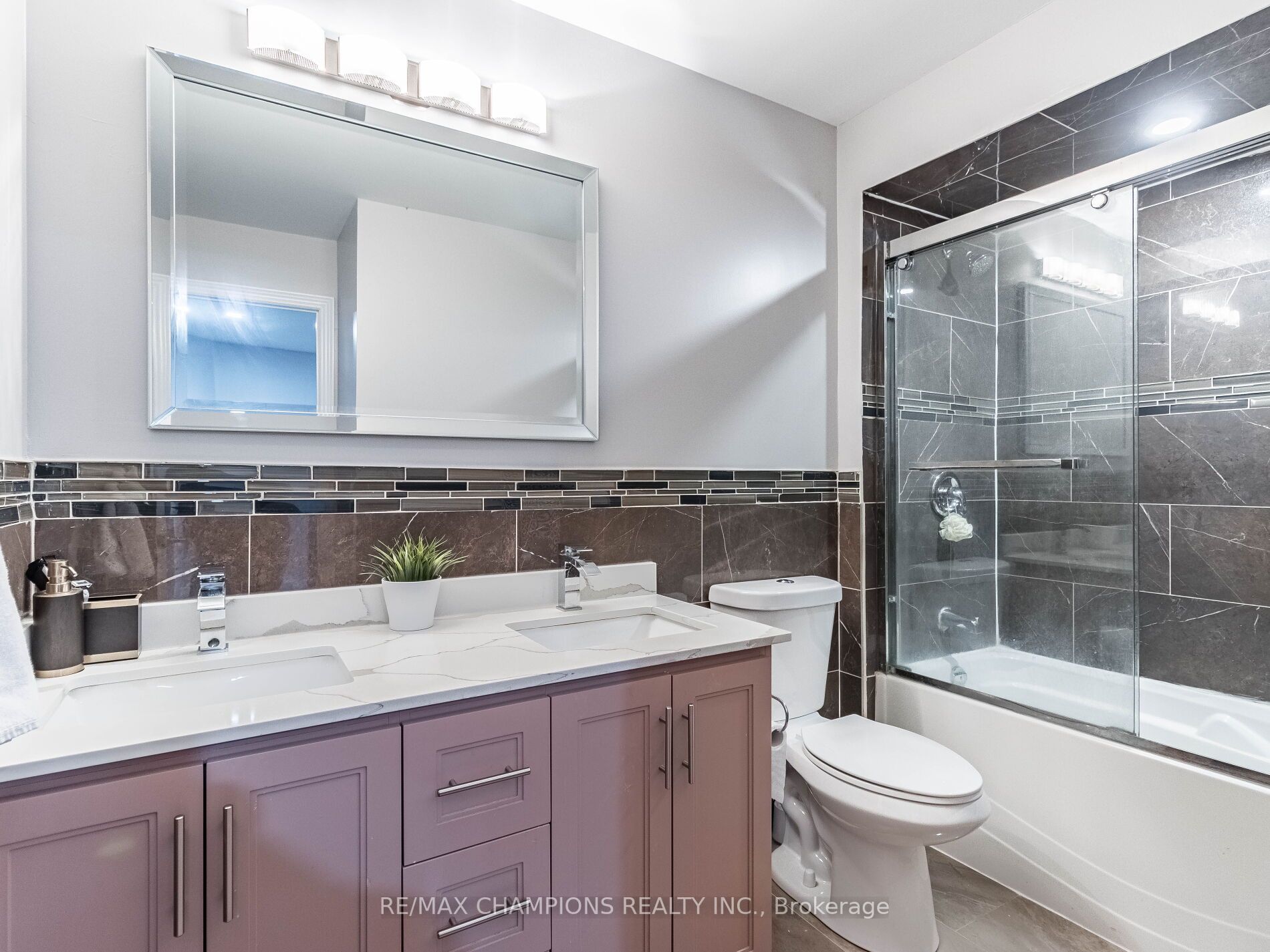 Listing W6048396 - Large Photo # 20