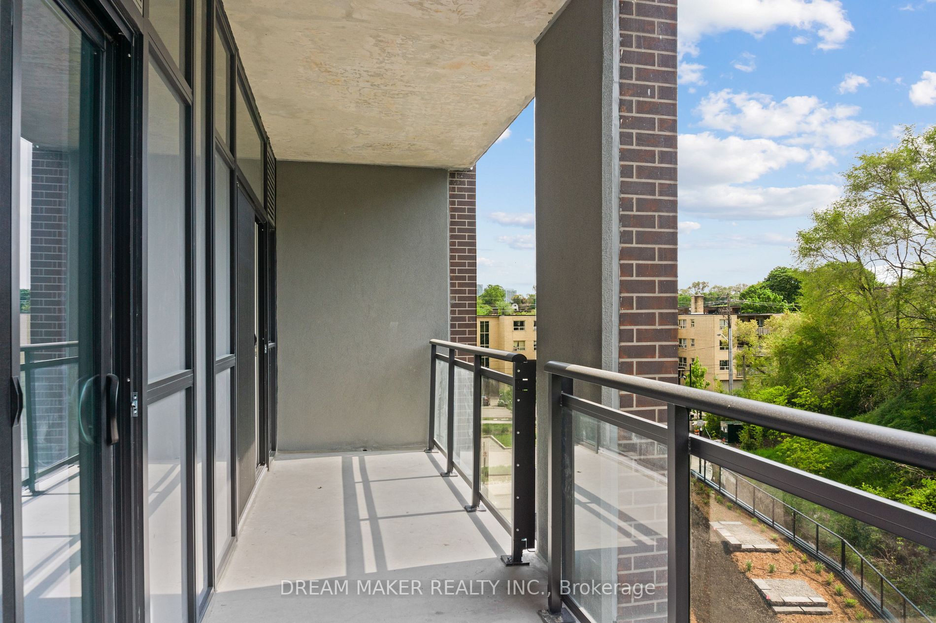 25 Neighbourhood Lane, #407