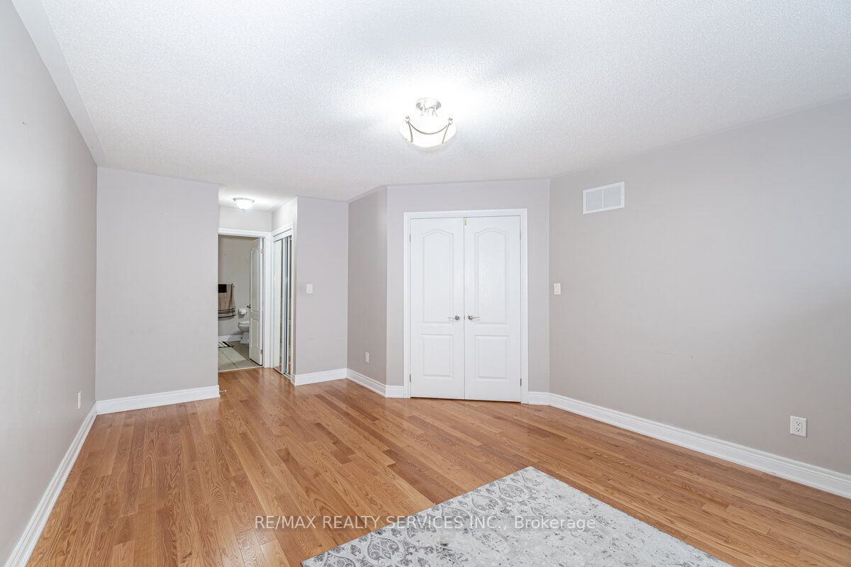 Listing W6048556 - Large Photo # 20